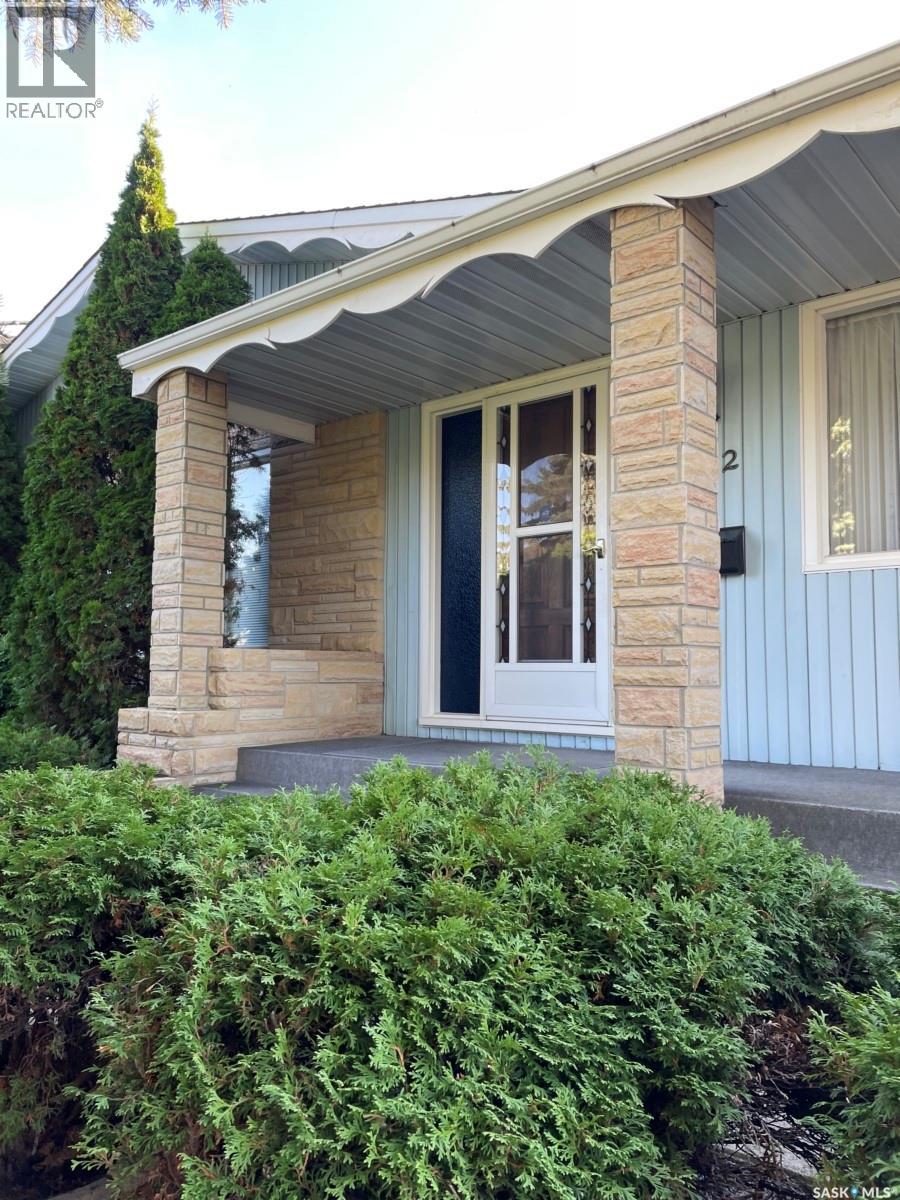 112 Deborah Crescent, Saskatoon, Saskatchewan  S7J 2W8 - Photo 3 - SK050278