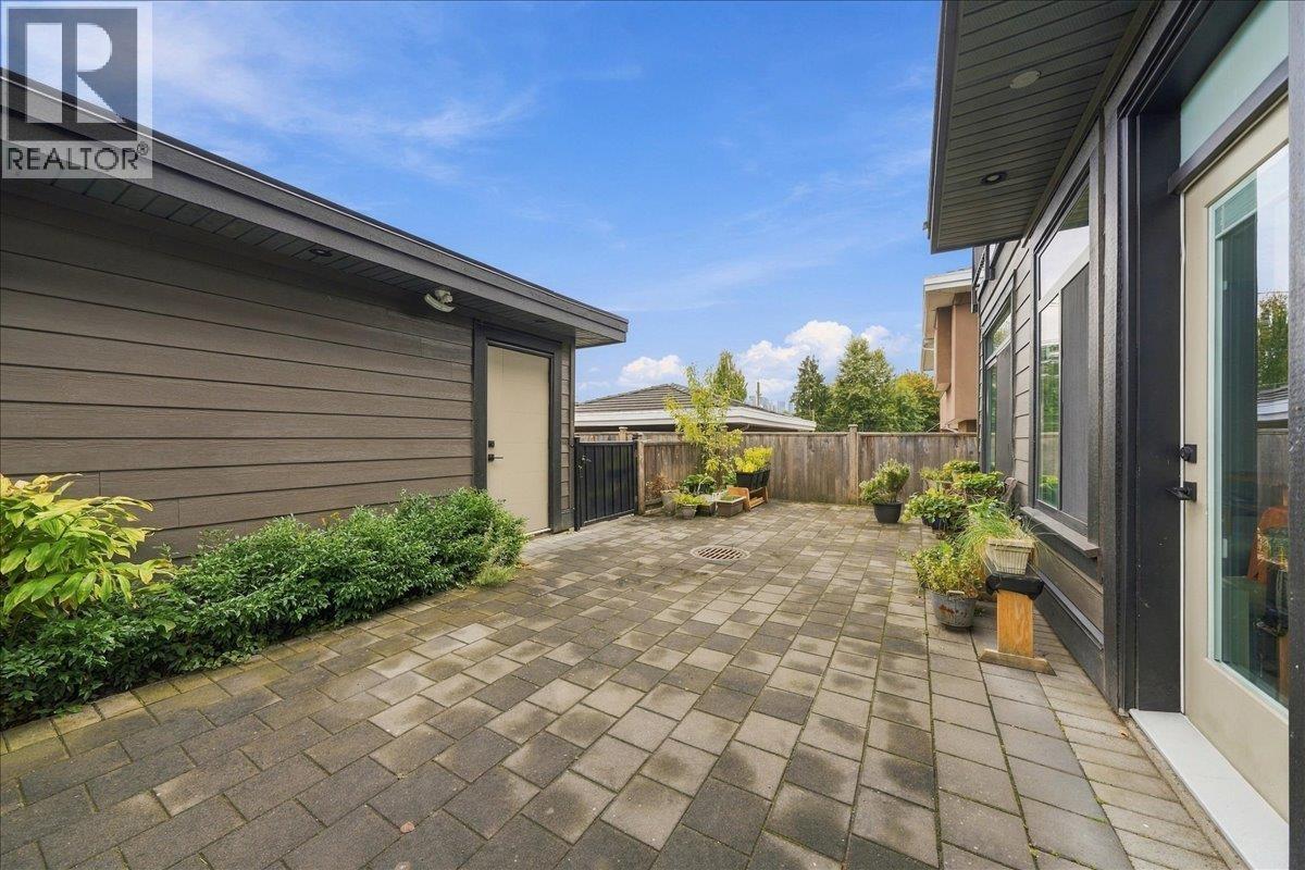 4348 Carleton Avenue, Burnaby, British Columbia  V5G 3B6 - Photo 31 - R3171856