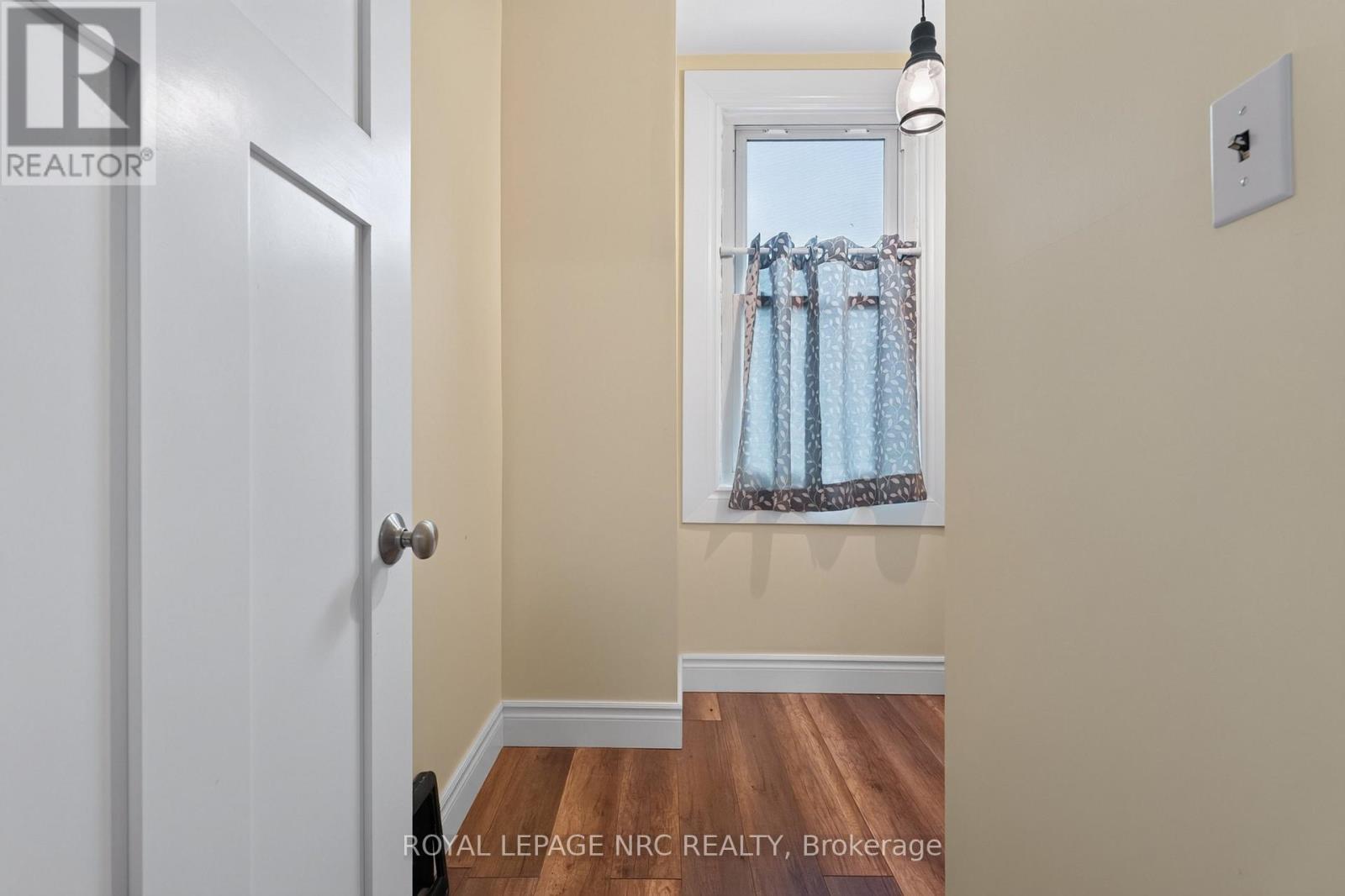 9 Marmora Street, St. Catharines (E. Chester), Ontario  L2P 3B9 - Photo 28 - X13857670