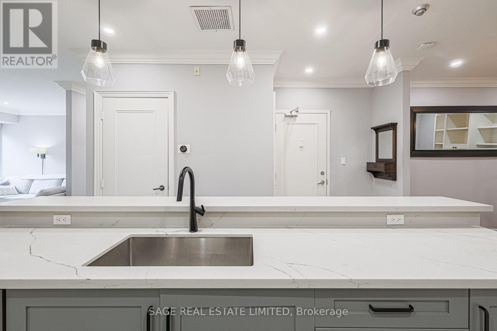 201 - 111 Merton Street S, Toronto, Ontario  M4S 3A7 - Photo 11 - C13857596