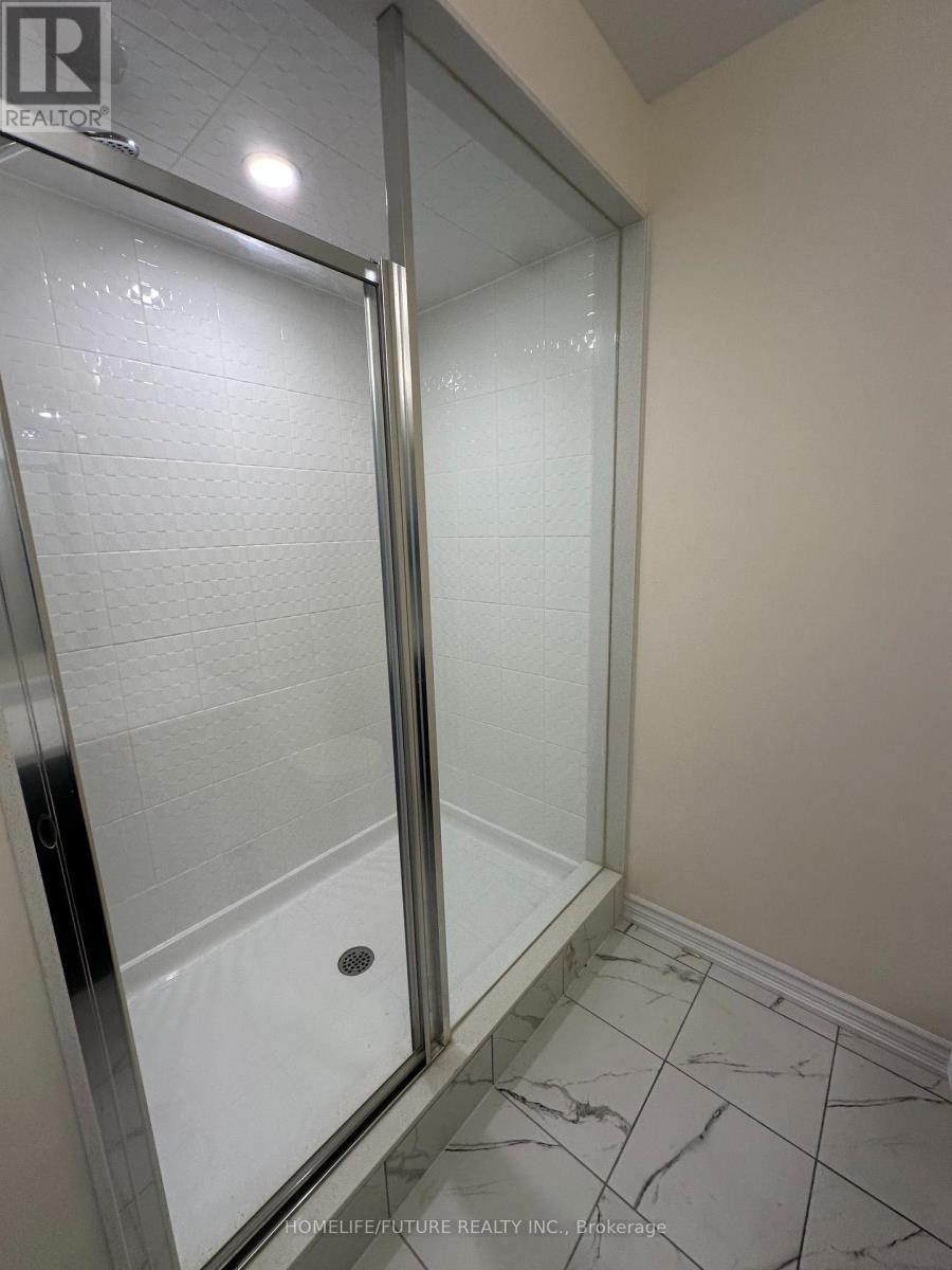 39 - 250 Finch Avenue, Pickering, Ontario L1V 0G6 - Photo 24 - E13857636