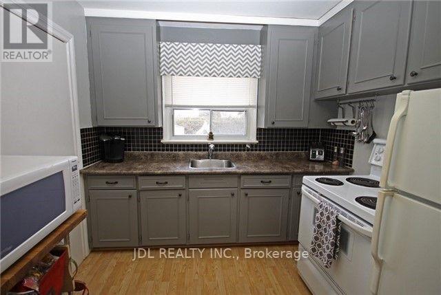 245 Windsor Street, Oshawa, Ontario L1H 6G5 - Photo 7 - E13857650