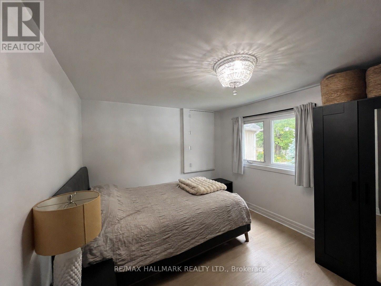36 Fergus Avenue N, Richmond Hill, Ontario  L4E 3B7 - Photo 10 - N13857618