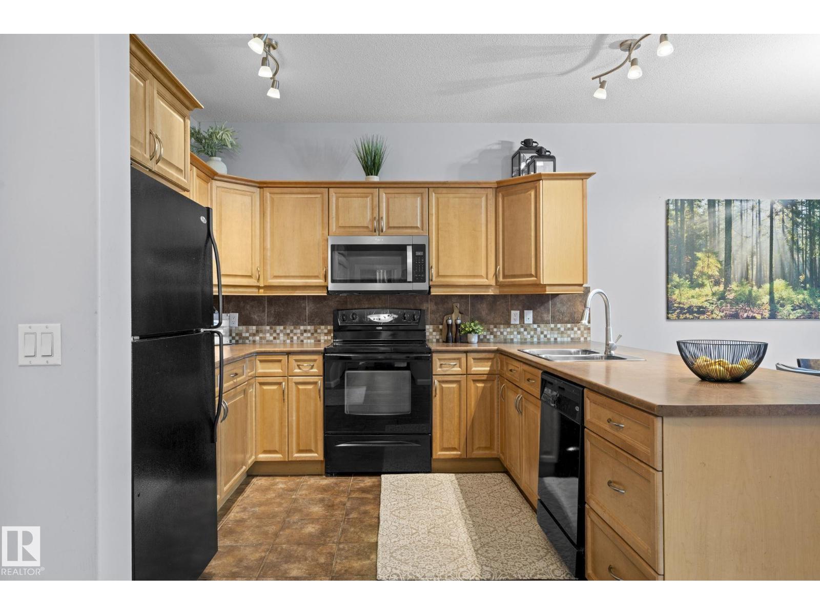 #332 160 Magrath Rd Nw, Edmonton, Alberta  T6R 3T7 - Photo 4 - E4511568