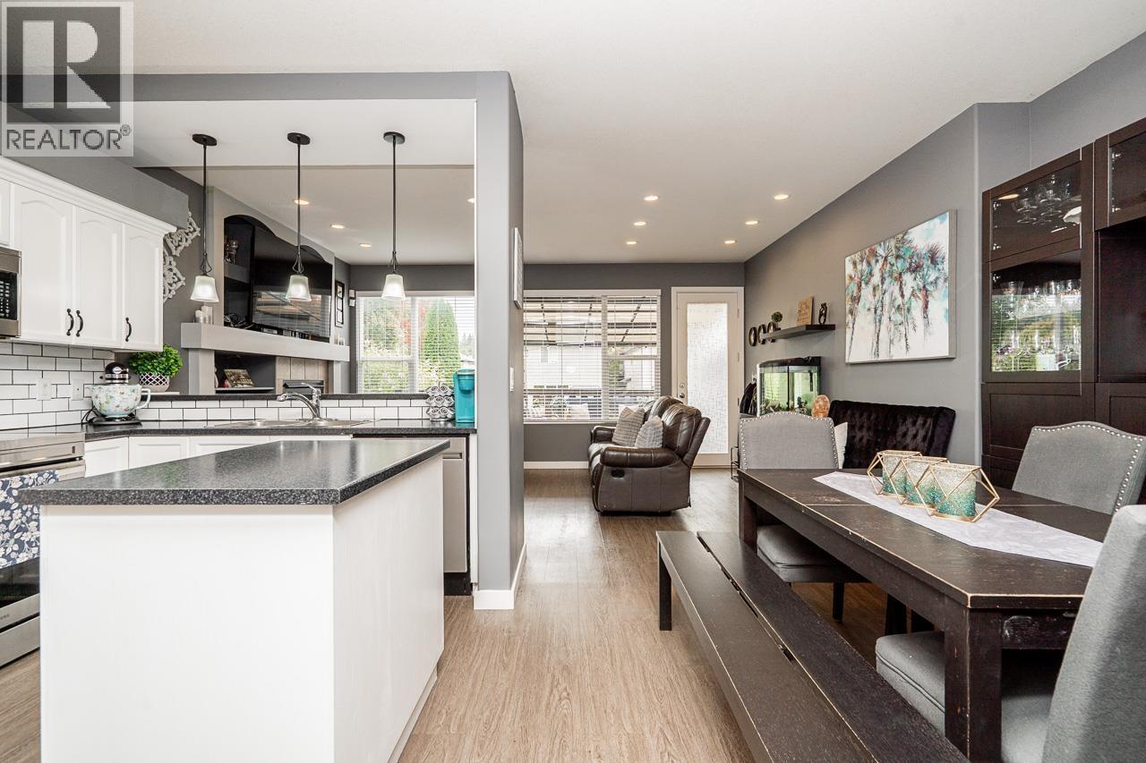 24292 102b Avenue, Maple Ridge, British Columbia  V2W 1Y1 - Photo 6 - R3171482