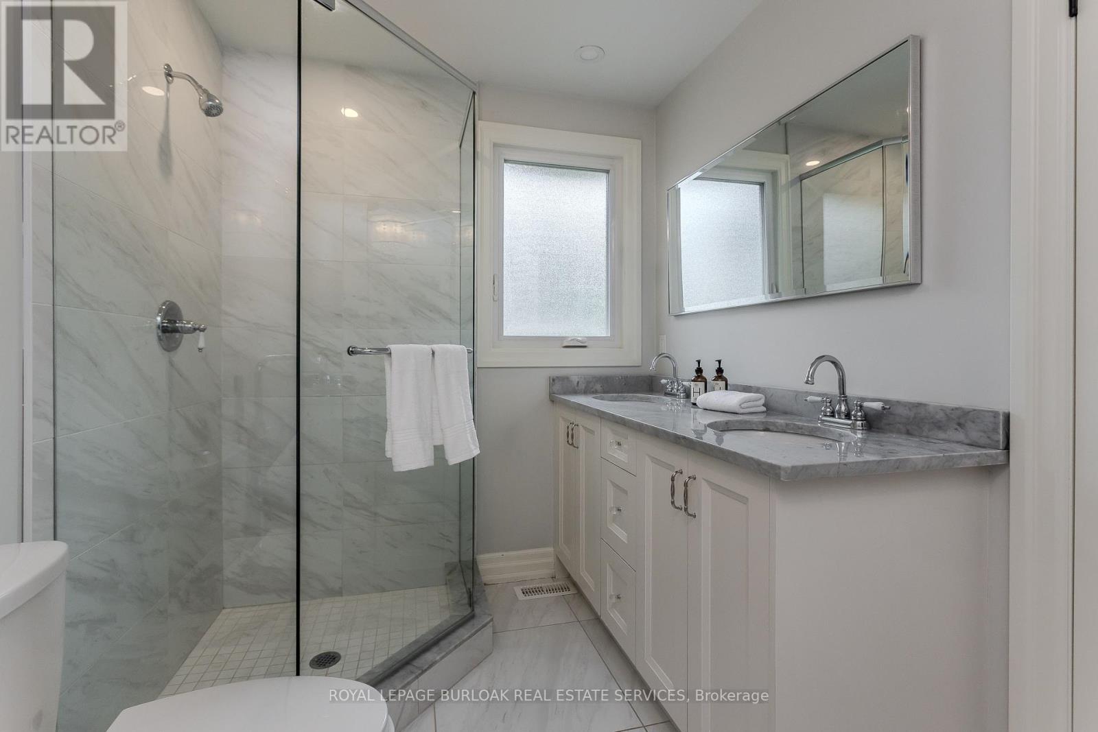 2193 Lancaster Crescent, Burlington, Ontario  L7P 3G4 - Photo 16 - W13857632