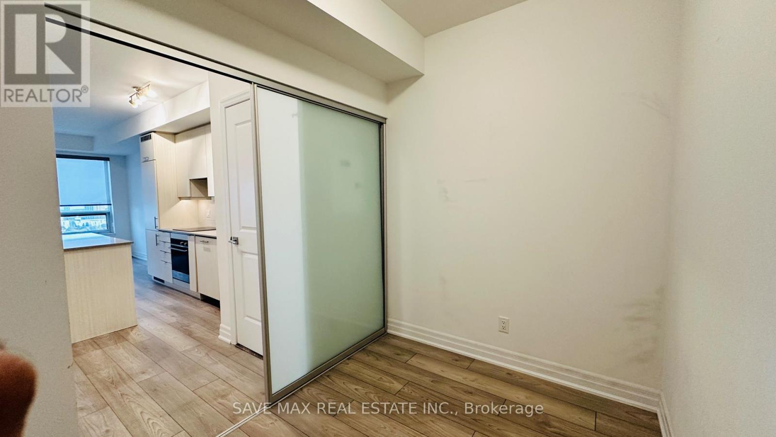 1905 - 36 Elm Drive W, Mississauga, Ontario  L5B 0N3 - Photo 26 - W13857676