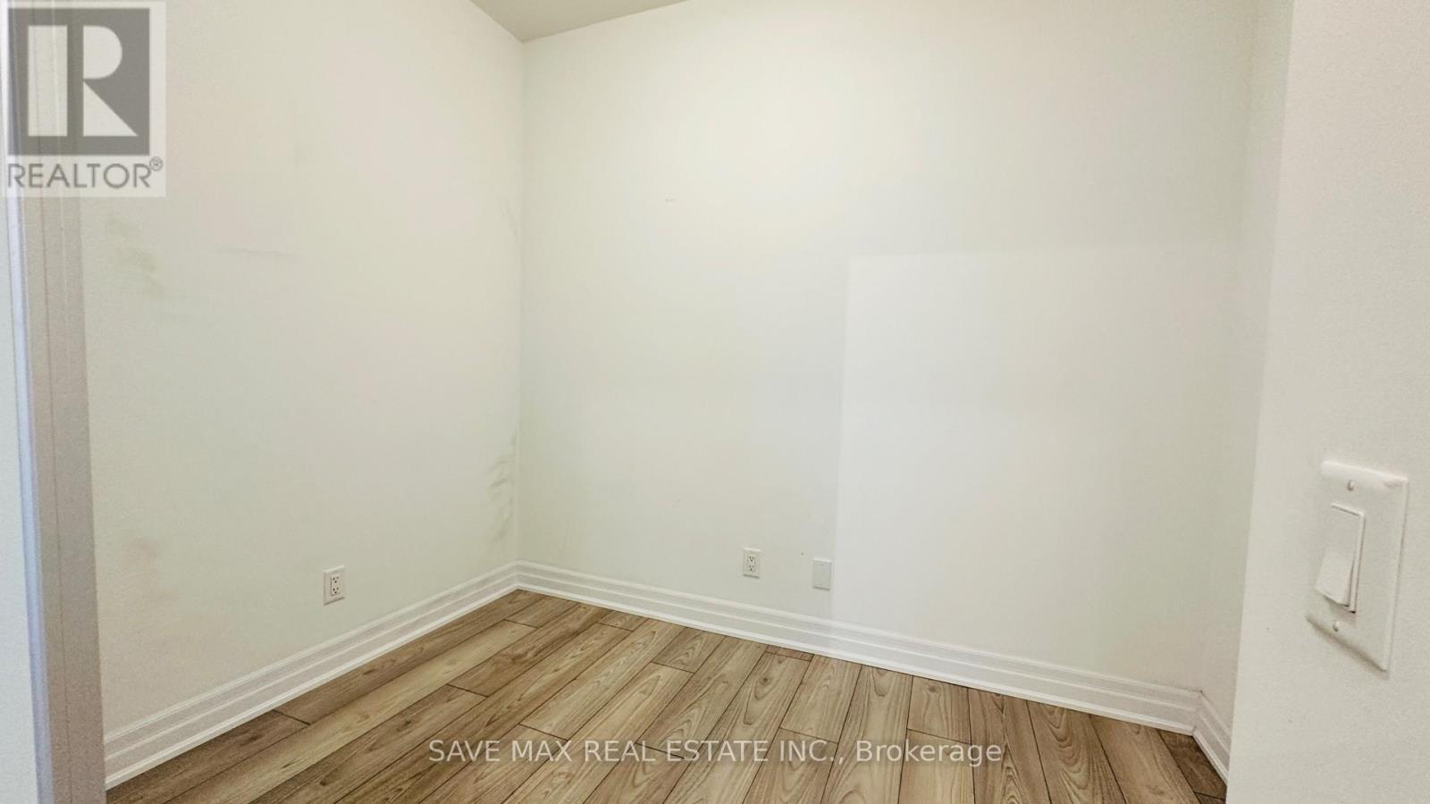 1905 - 36 Elm Drive W, Mississauga, Ontario  L5B 0N3 - Photo 28 - W13857676