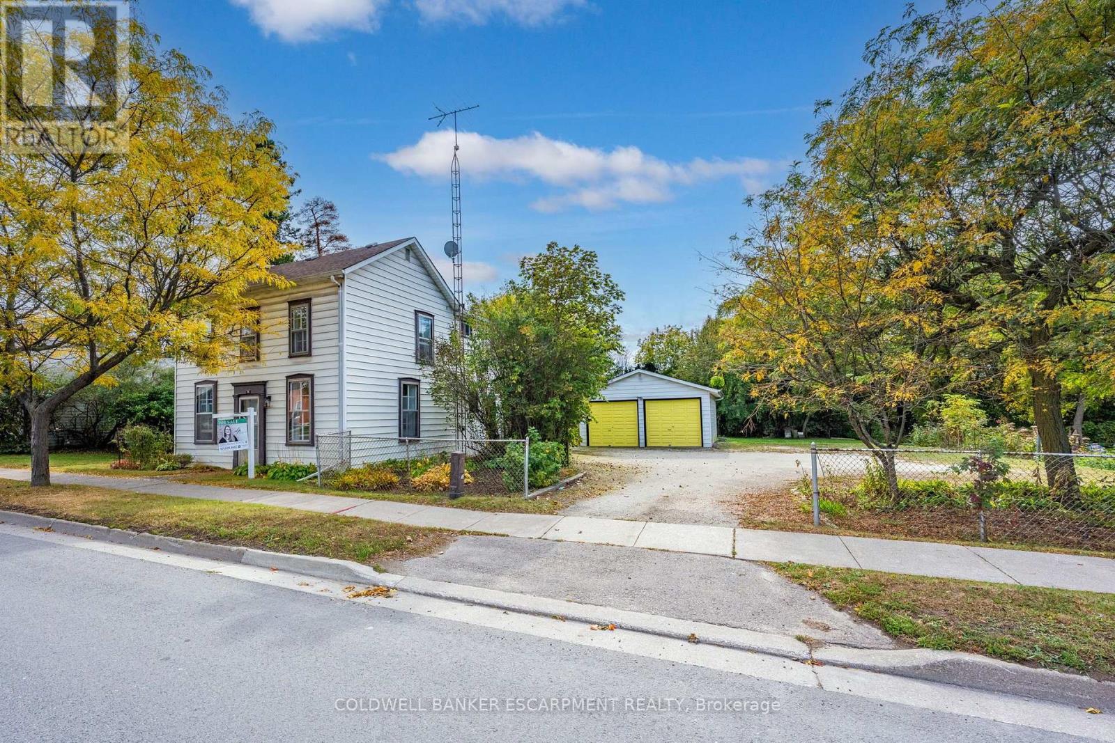 76 Main Street N, Halton Hills, Ontario  L7J 1W2 - Photo 4 - W13857688