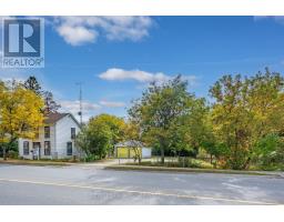 76 MAIN STREET N, Halton Hills, Ontario