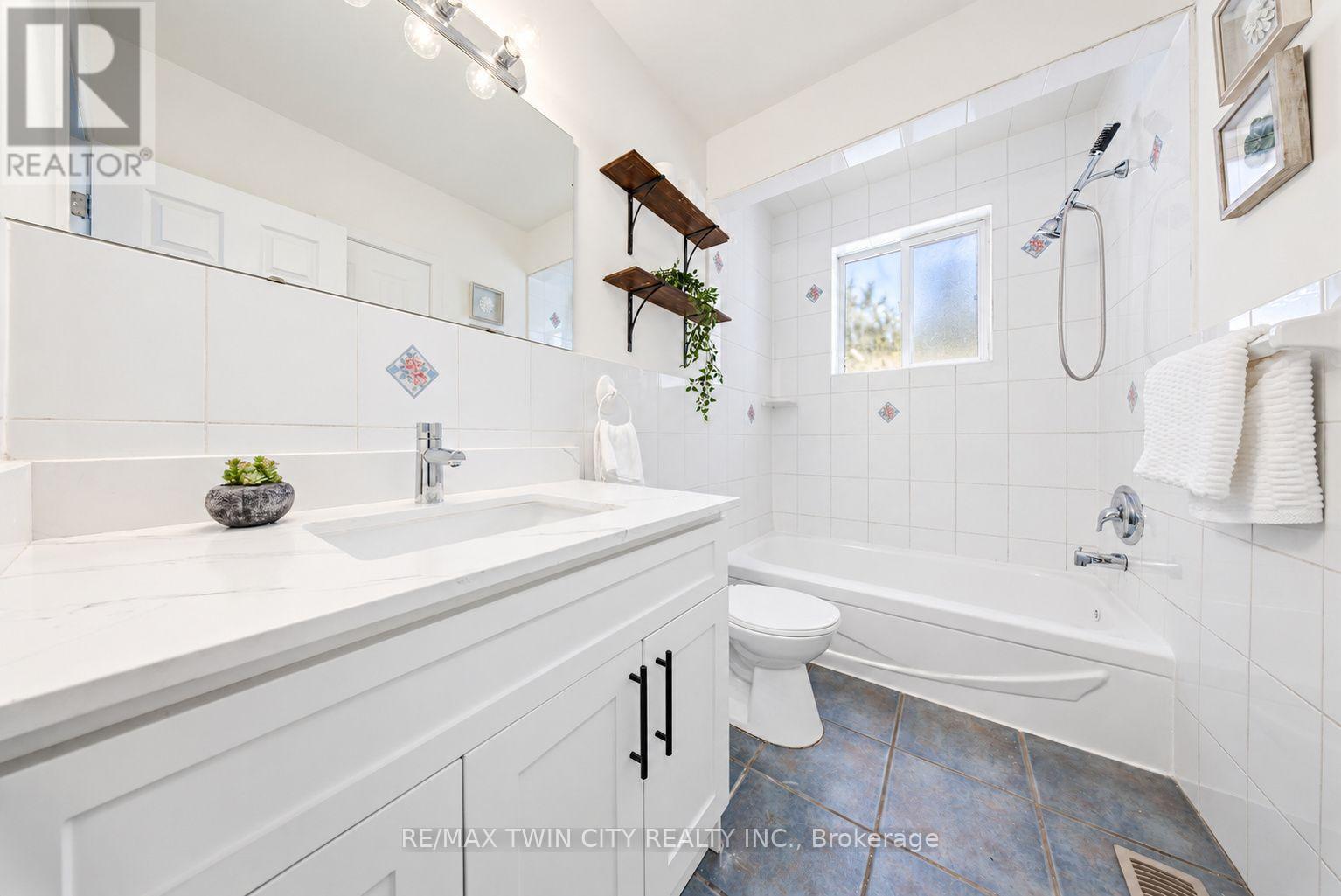 16 Burwell Street, Brantford, Ontario  N3T 4T6 - Photo 15 - X13857602