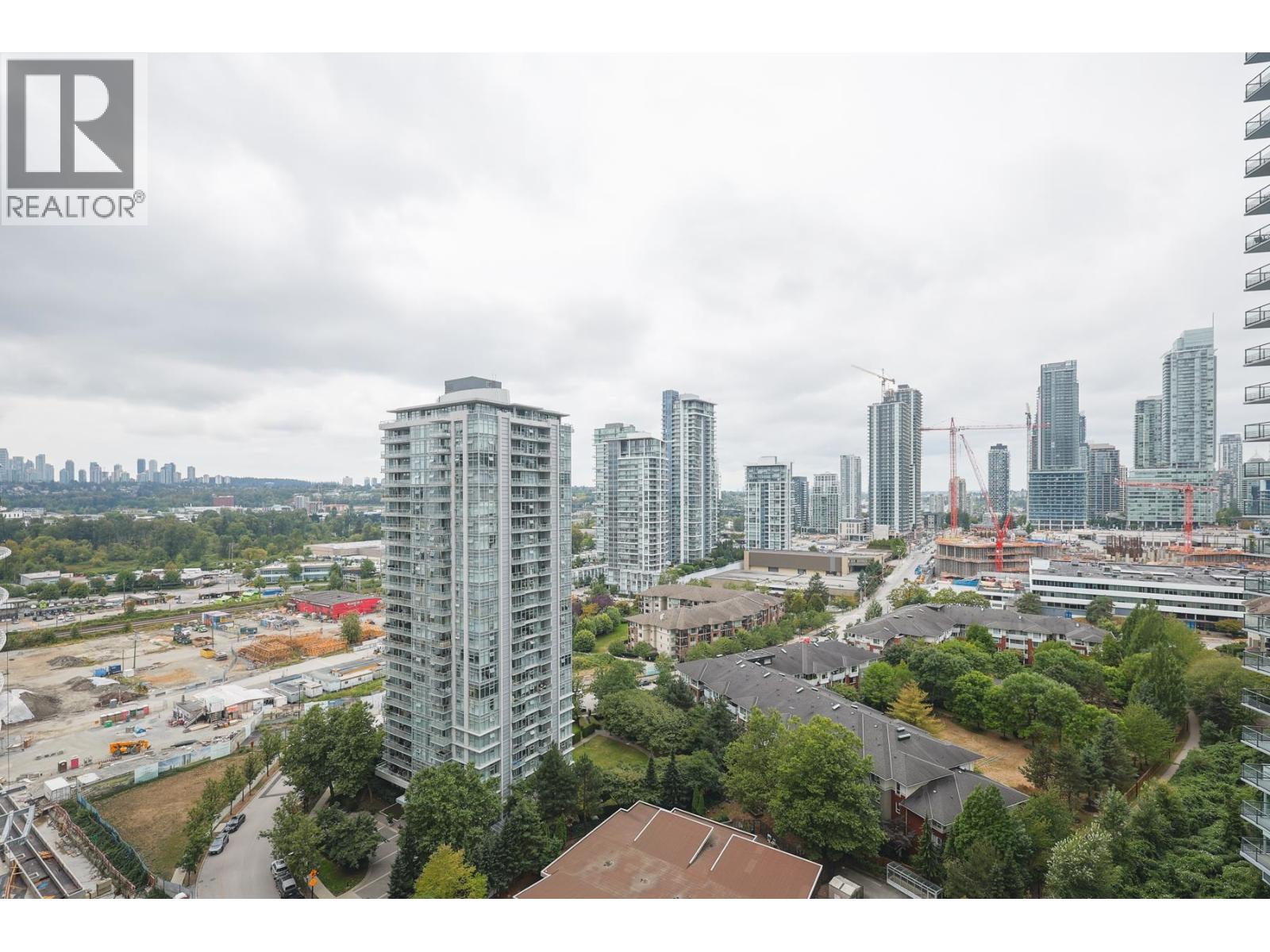 1210 4880 LOUGHEED HIGHWAY
