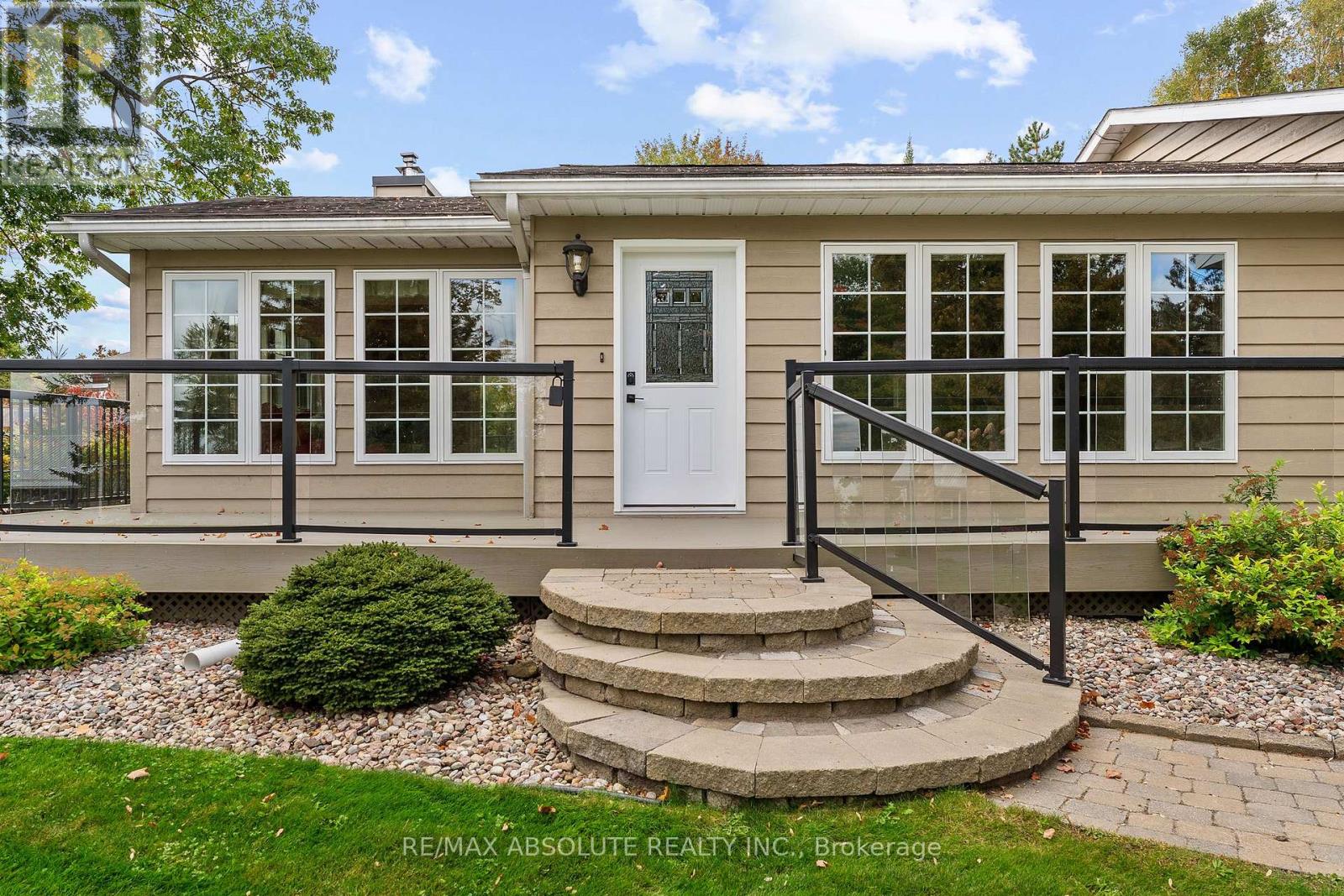 71 Toner Road, Mcnab/braeside, Ontario K0A 1G0 - Photo 3 - X13857730