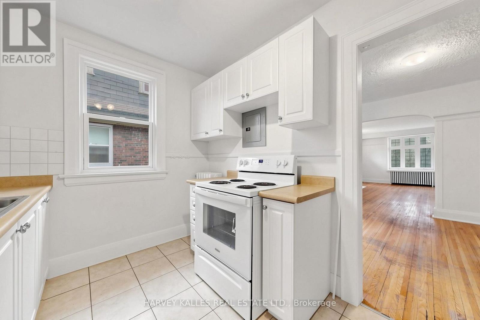 South 2nd - 163 Highbourne Road, Toronto, Ontario  M5P 2J8 - Photo 20 - C13857746