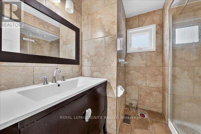 8 Vail Meadows Crescent, Clarington, Ontario  L1C 4T1 - Photo 31 - E13857718
