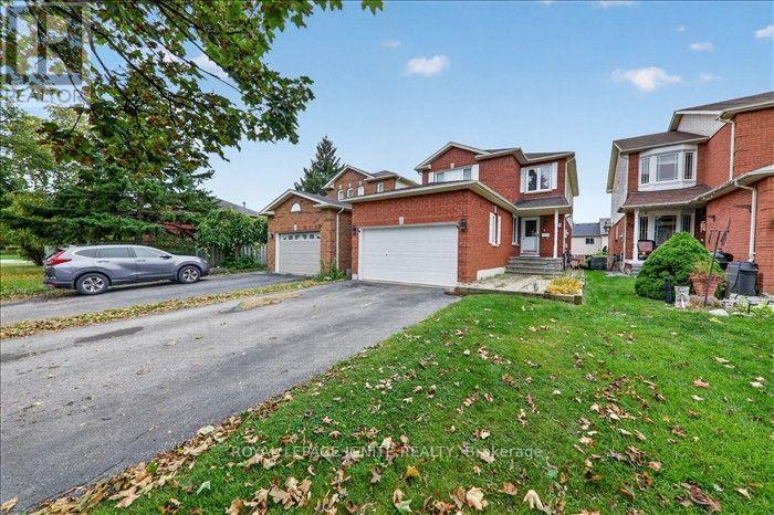 8 Vail Meadows Crescent, Clarington, Ontario  L1C 4T1 - Photo 4 - E13857718