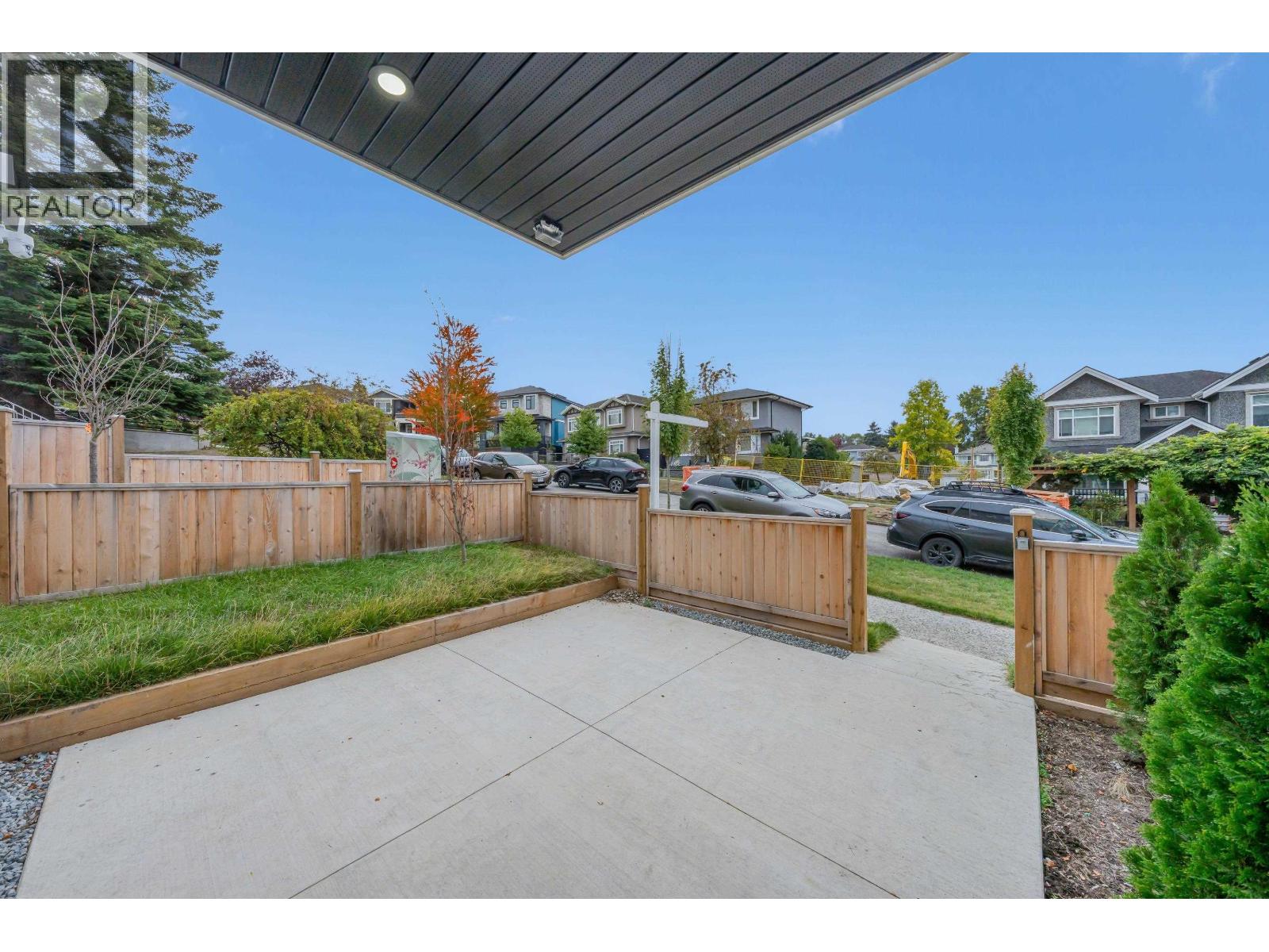 1 3581 HAIDA DRIVE