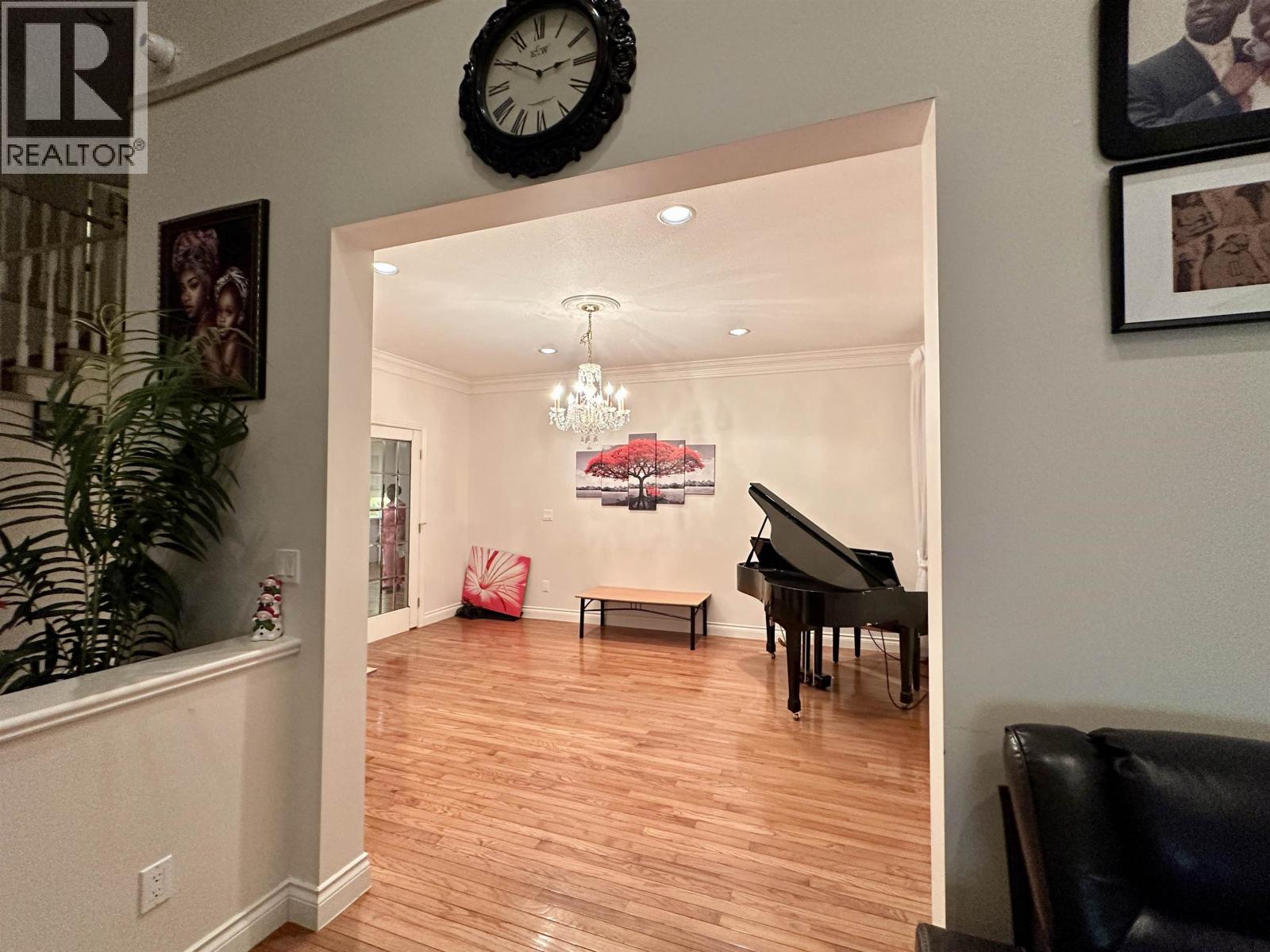 3070 TIMBER COURT