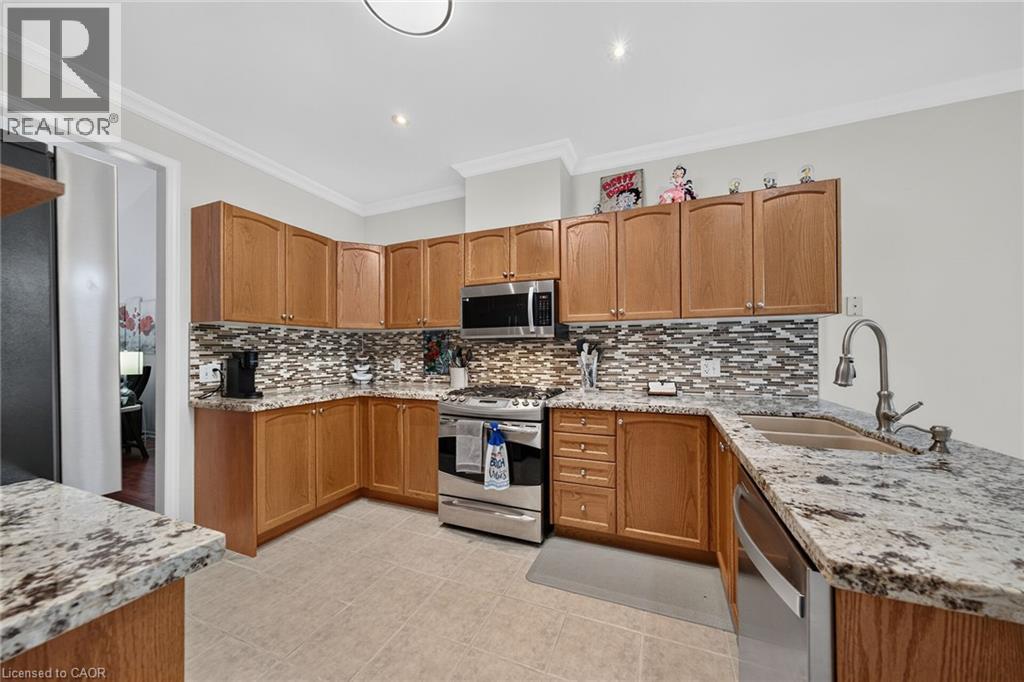 165 Doon Mills Drive, Kitchener, Ontario  N2P 2S1 - Photo 7 - 40868689