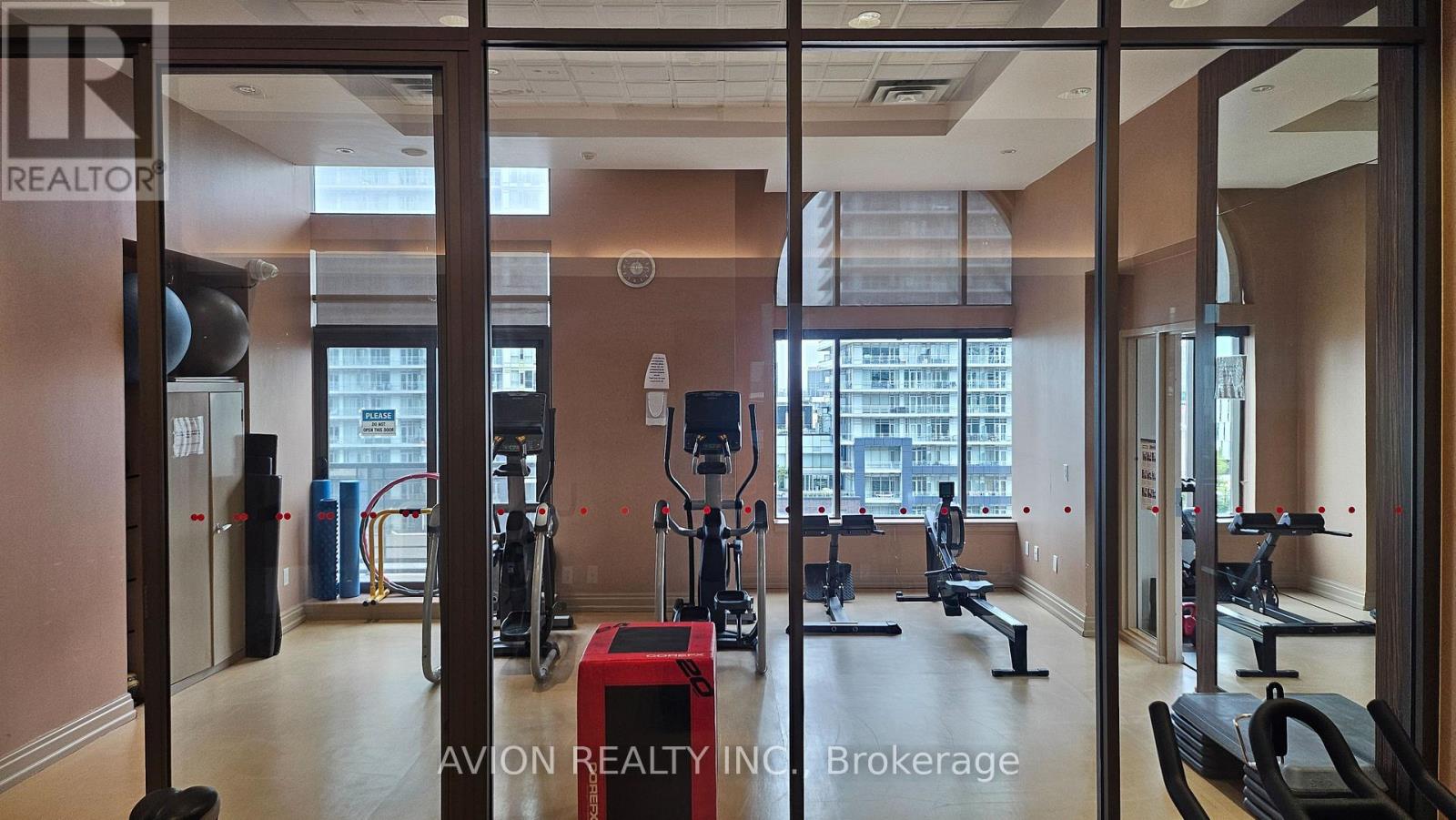 1901 - 385 Prince Of Wales Drive, Mississauga (City Centre), Ontario  L5B 0C6 - Photo 5 - W13857714
