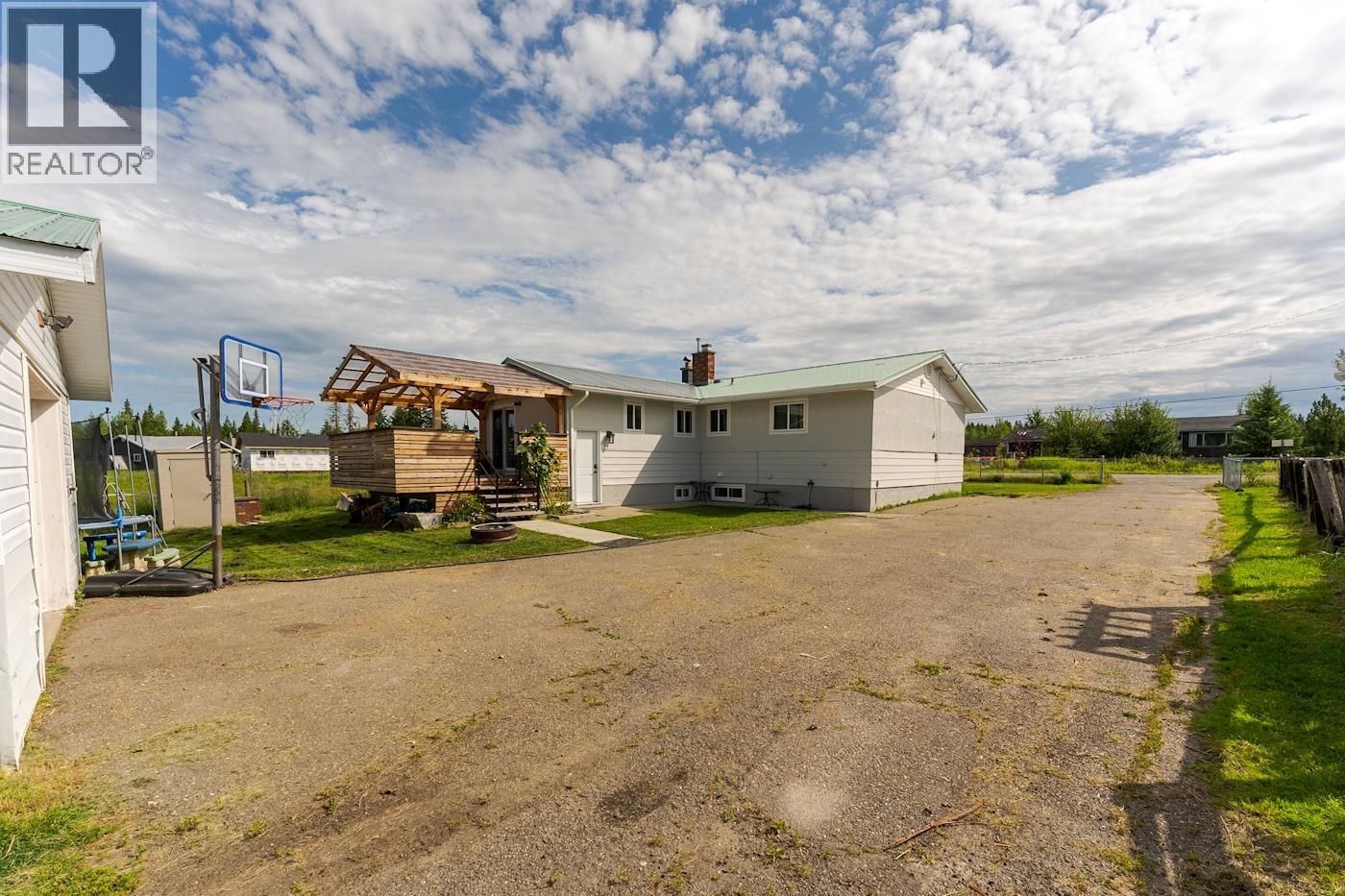 8805 Chilcotin Road, Prince George, British Columbia V2N 5V9 - Photo 32 - R3171986