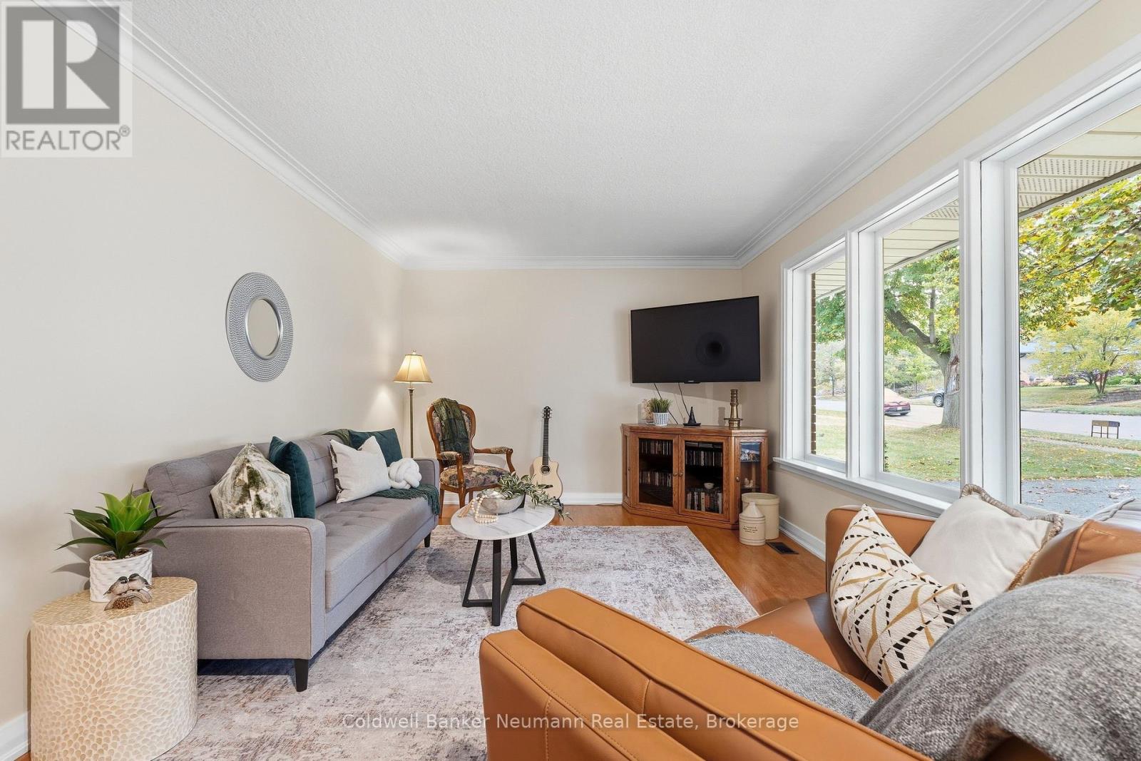 82 Knightswood Boulevard, Guelph, Ontario  N1E 3W7 - Photo 6 - X13856524
