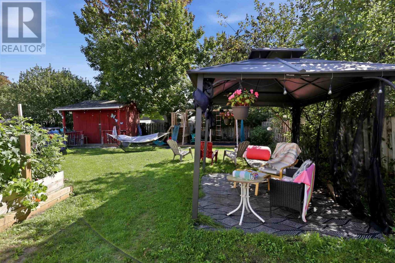 15 Sutton Pl, Sault Ste. Marie, Ontario  P6A 6A8 - Photo 30 - SM262511