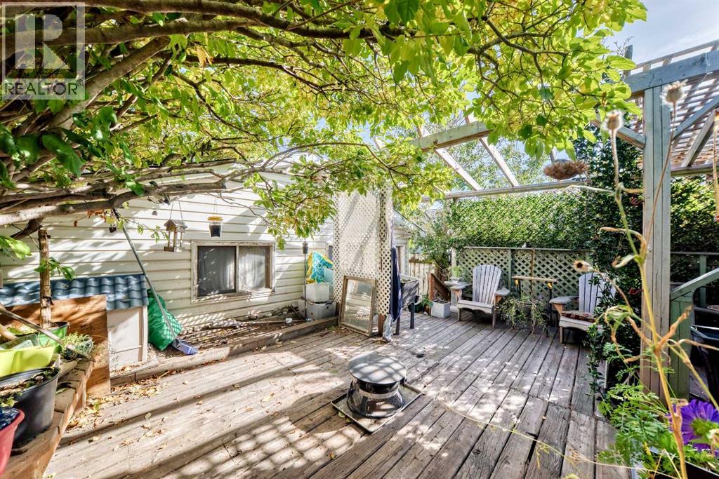 360 Rundlefield Road NE