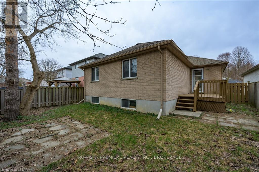 602 Sprucewood Drive, London North, Ontario  N5X 4J5 - Photo 36 - X13857800