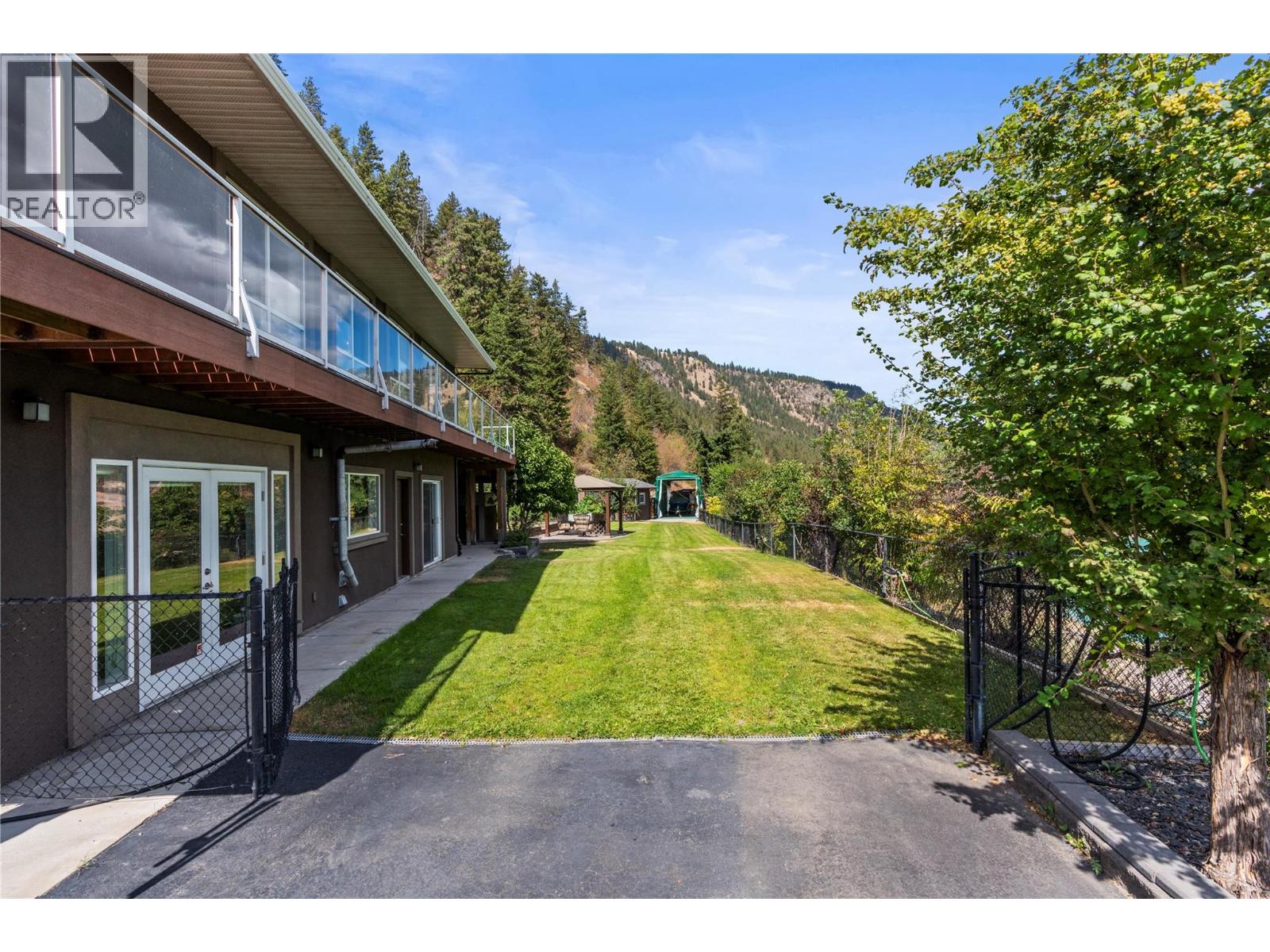 16904 Gatzke Road, Lake Country, British Columbia  V4V 2J1 - Photo 42 - 10396767