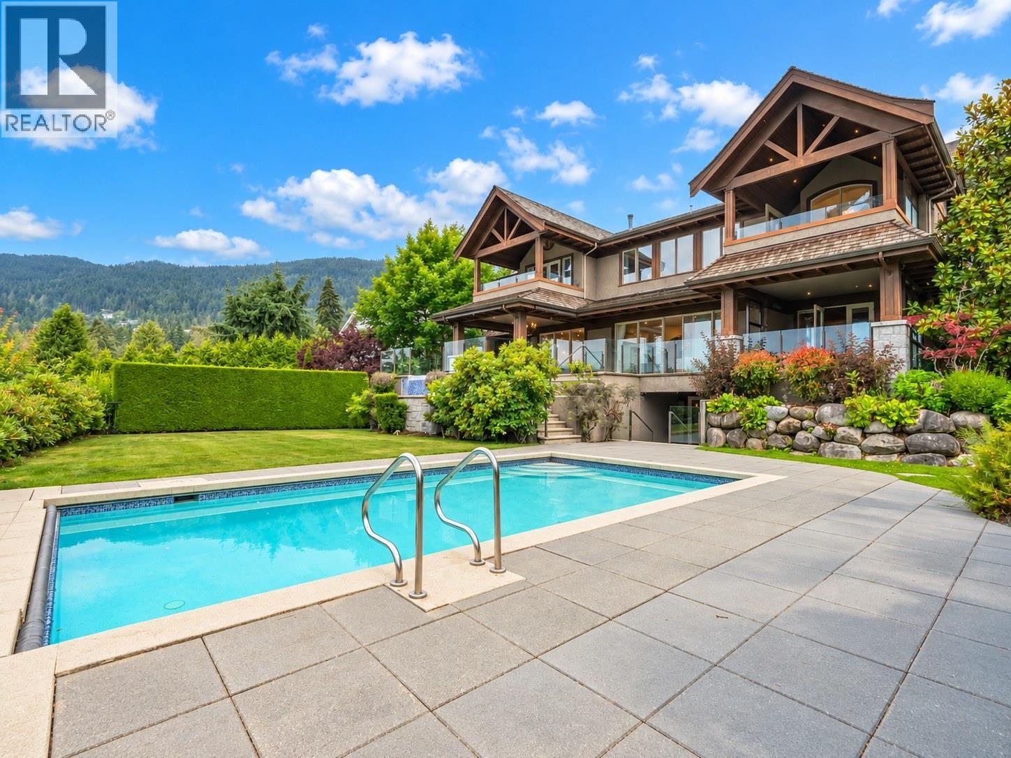 2638 Queens Avenue, West Vancouver, British Columbia  V7V 2Z1 - Photo 3 - R3171863