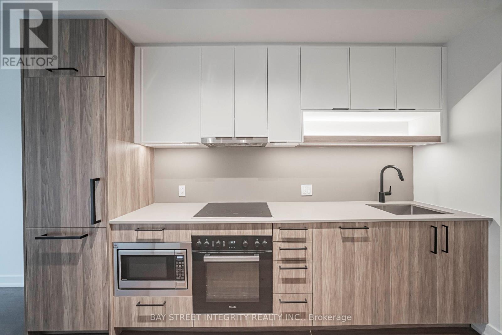 702 - 91 Montclair Avenue, Toronto, Ontario  M5P 0B1 - Photo 7 - C13857766