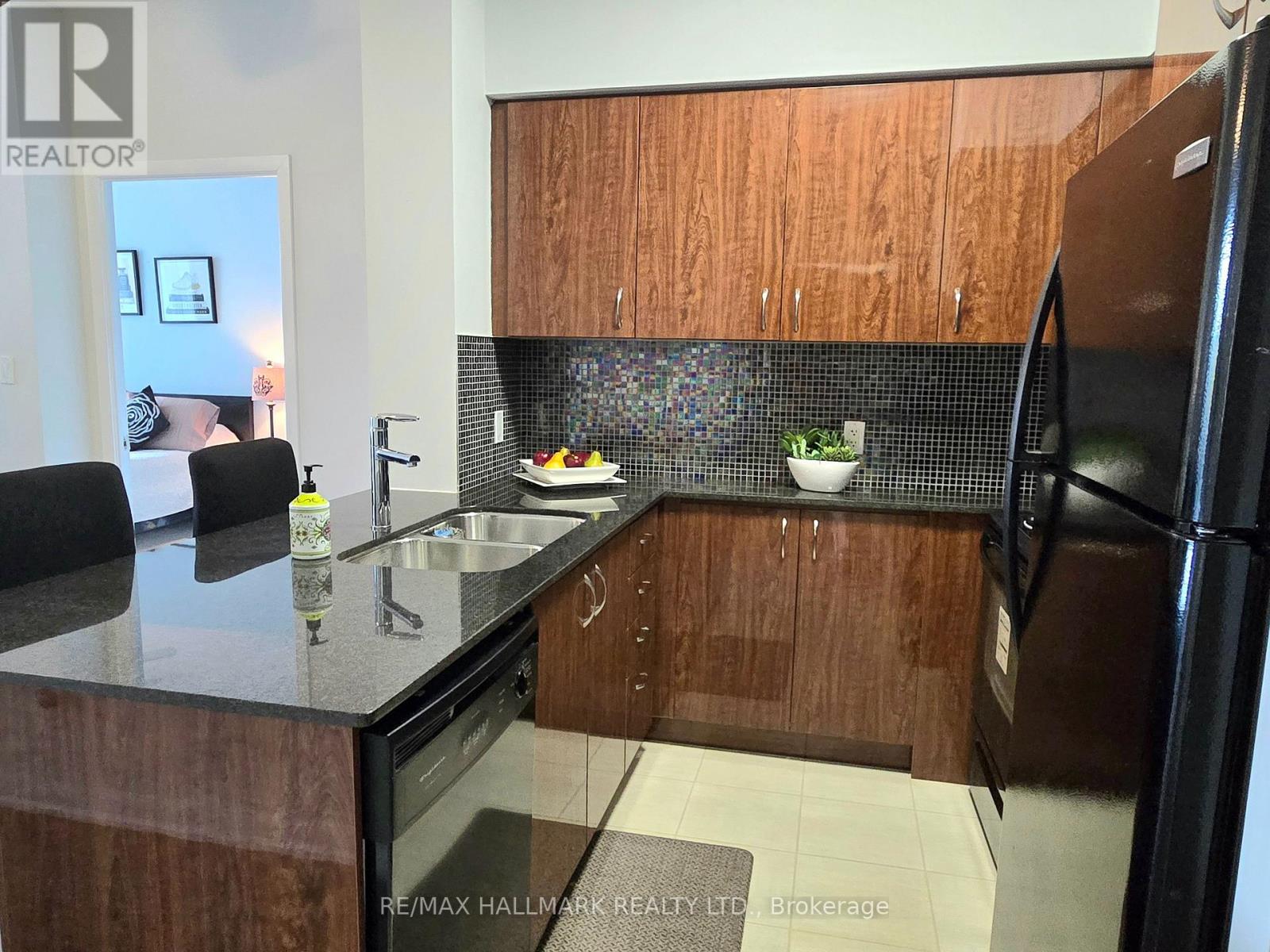 307 - 5791 Yonge Street, Toronto, Ontario  M2M 0A8 - Photo 9 - C13857768