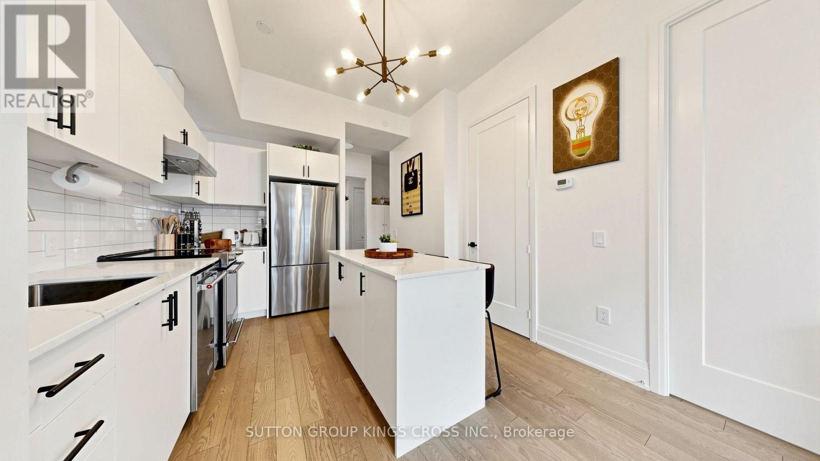 2514 - 9000 Jane Street, Vaughan, Ontario  L4K 0M6 - Photo 8 - N13857754