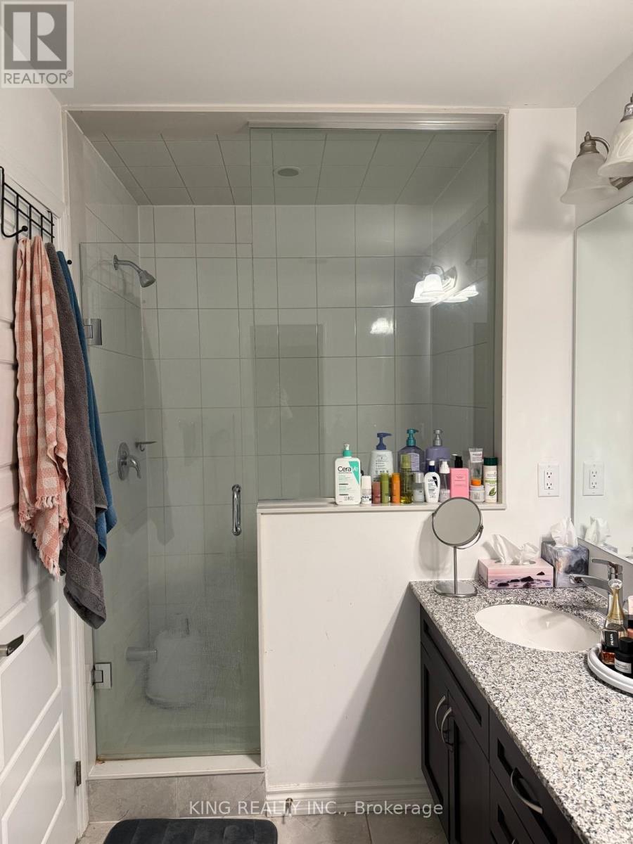 210 Keppel Circle, Brampton, Ontario  L7A 0B6 - Photo 13 - W13857776