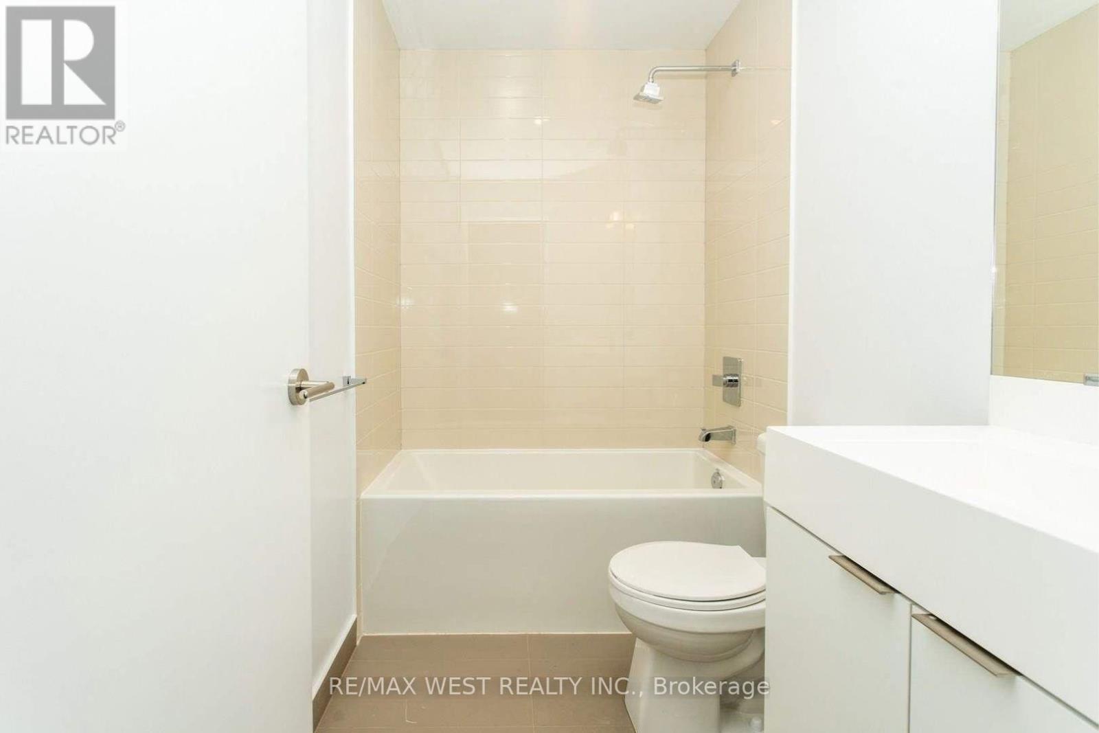 103 - 20 Thomas Riley Road, Toronto, Ontario  M9B 1B3 - Photo 11 - W13857802