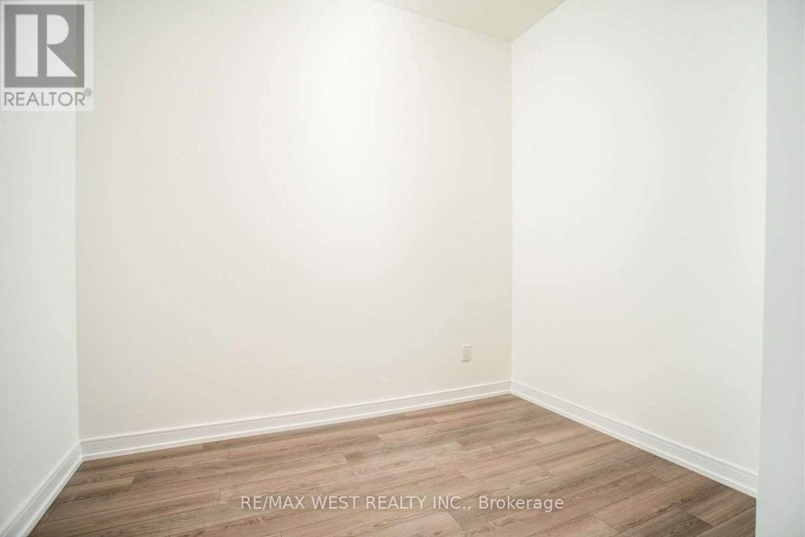 103 - 20 Thomas Riley Road, Toronto, Ontario  M9B 1B3 - Photo 12 - W13857802