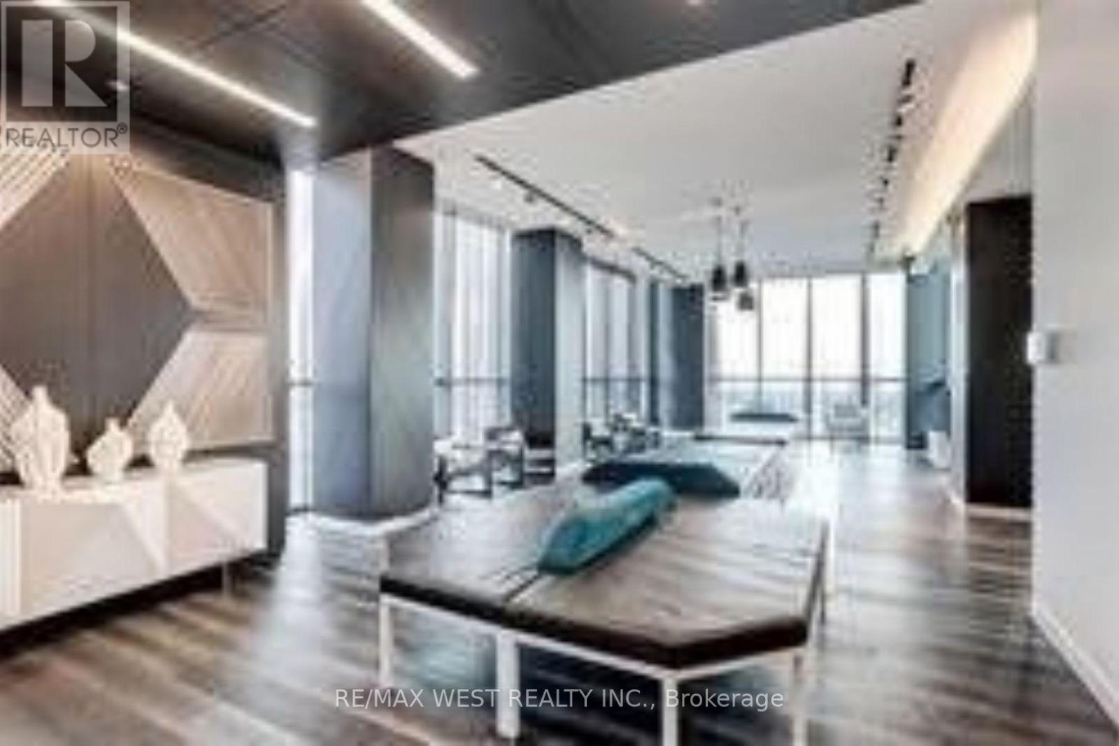 103 - 20 Thomas Riley Road, Toronto, Ontario  M9B 1B3 - Photo 3 - W13857802
