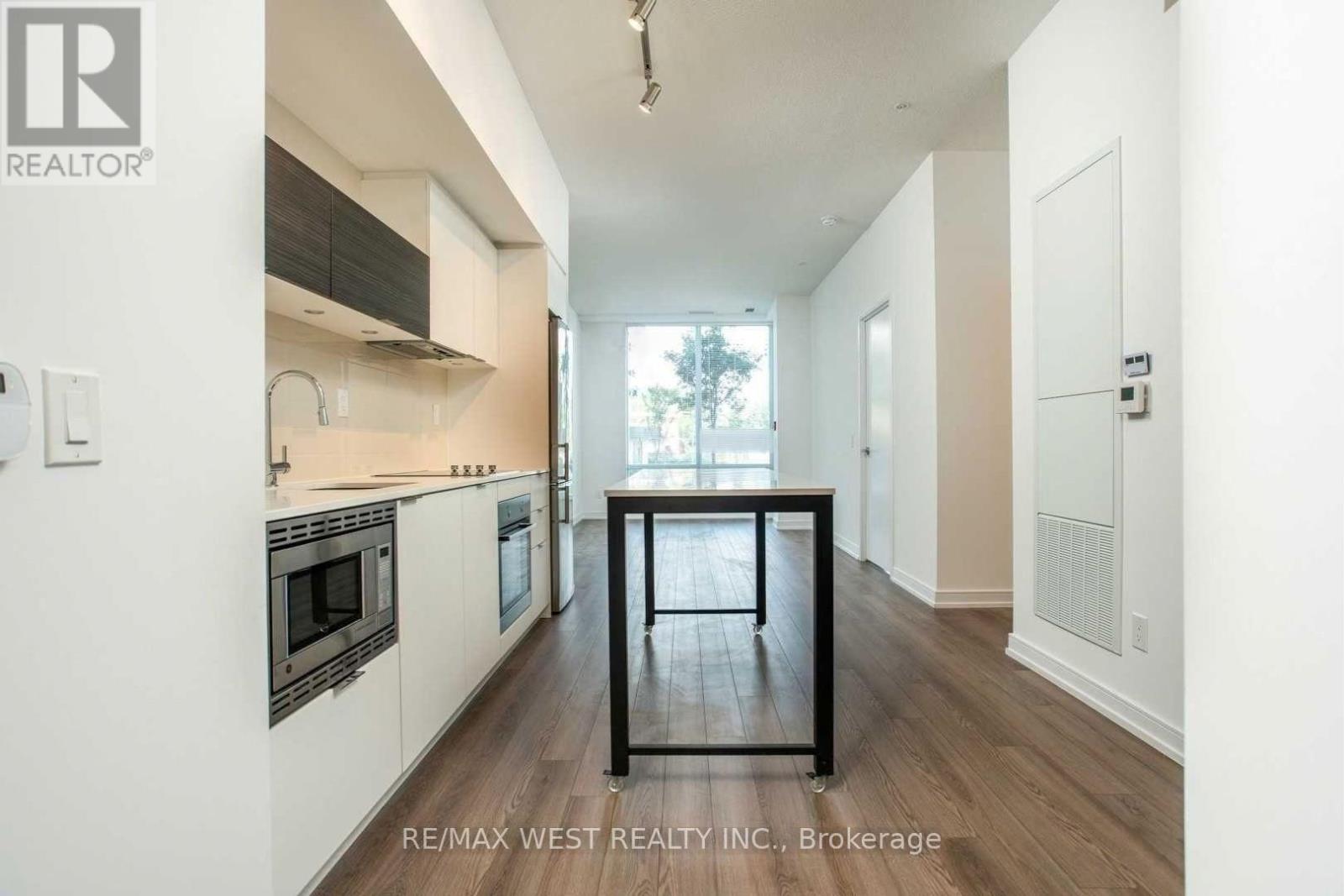 103 - 20 Thomas Riley Road, Toronto, Ontario  M9B 1B3 - Photo 4 - W13857802