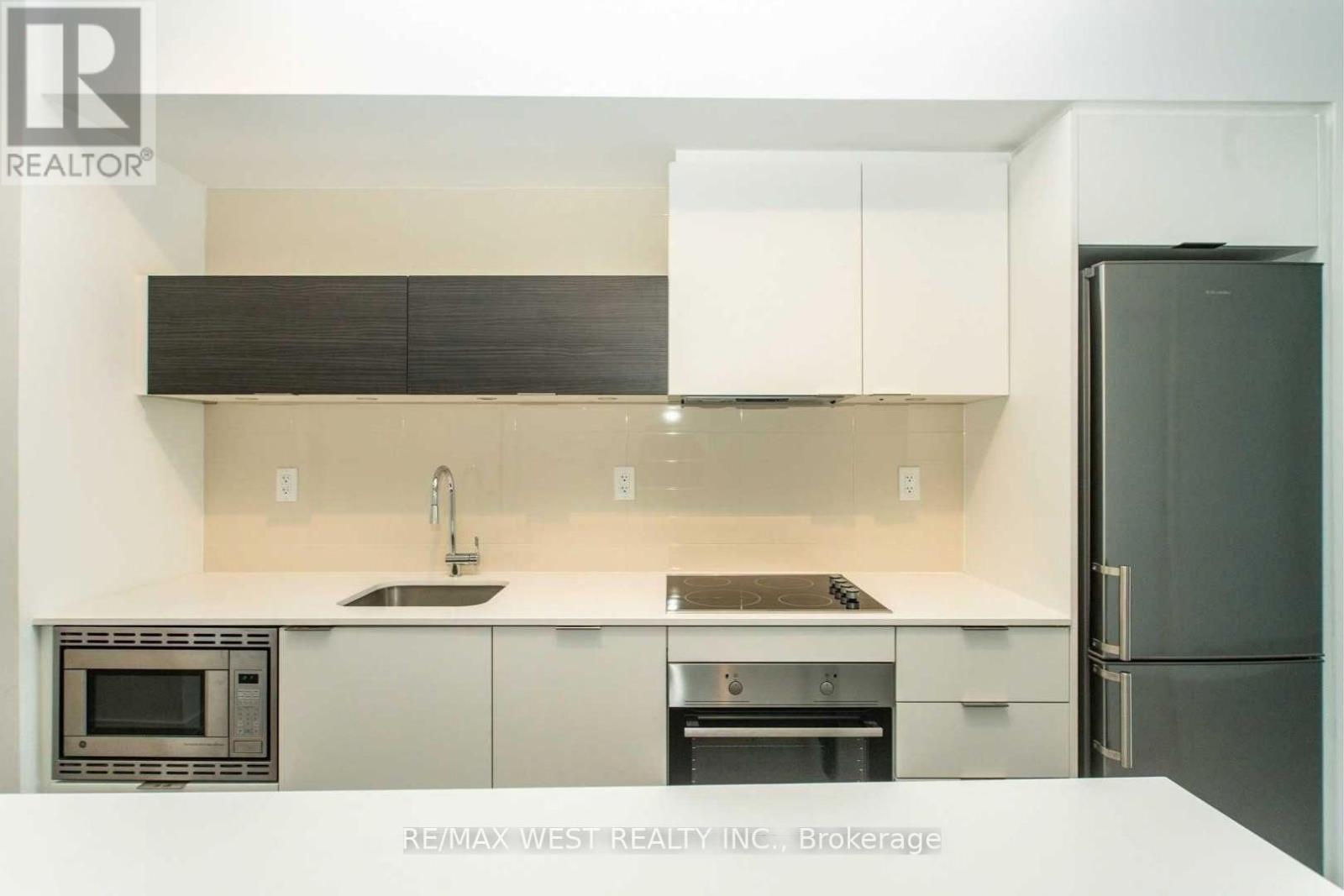 103 - 20 Thomas Riley Road, Toronto, Ontario  M9B 1B3 - Photo 5 - W13857802