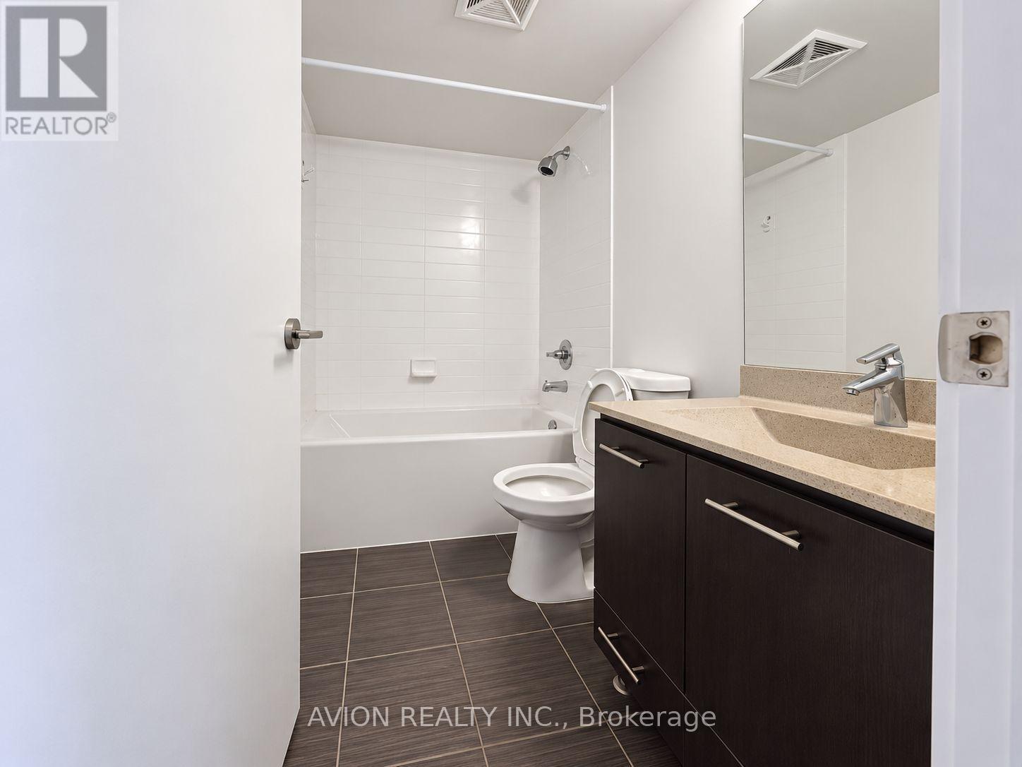 3823 - 135 Village Green Square, Toronto, Ontario  M1S 0G4 - Photo 5 - E13846364