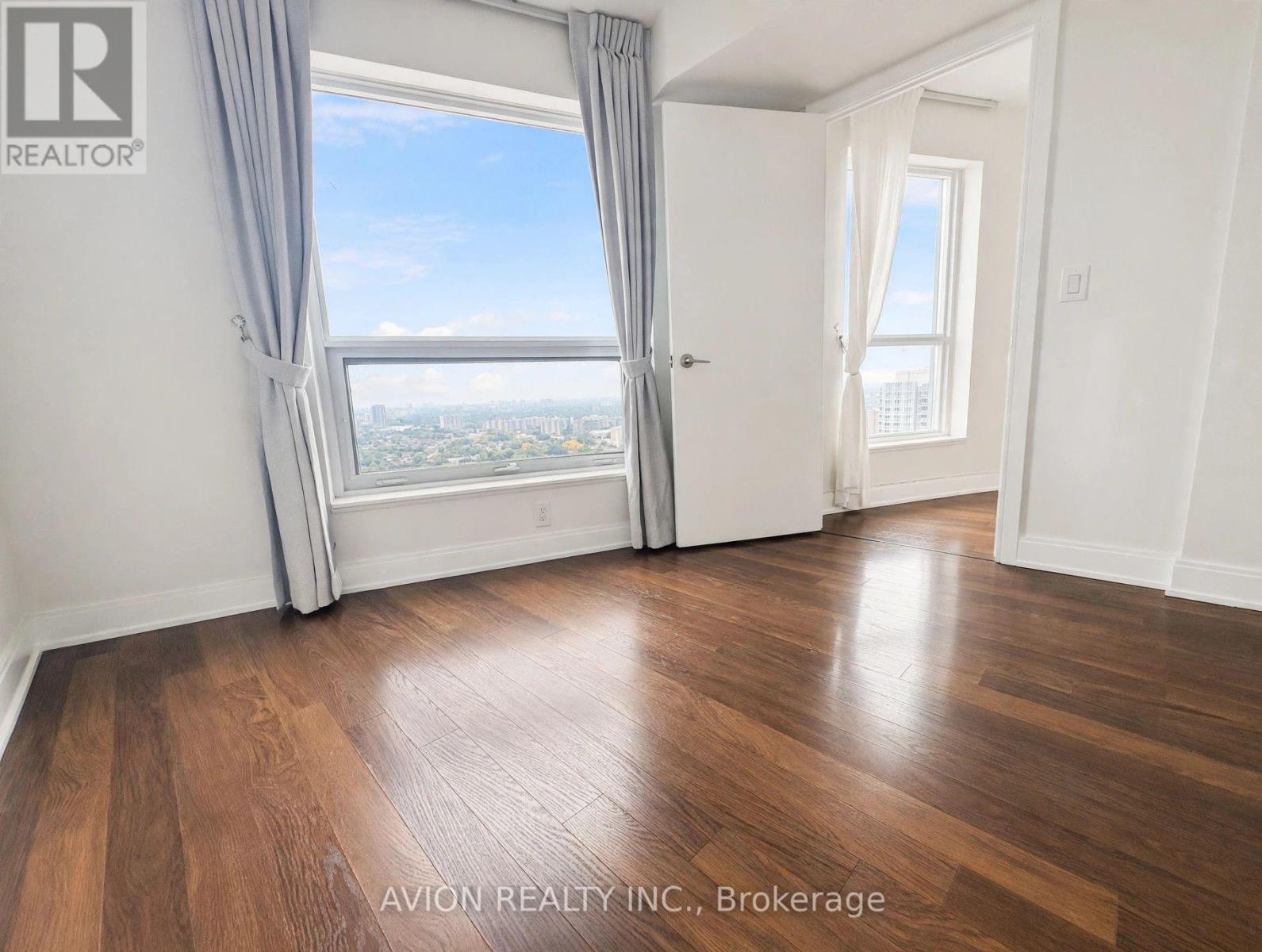 3823 - 135 Village Green Square, Toronto, Ontario  M1S 0G4 - Photo 8 - E13846364