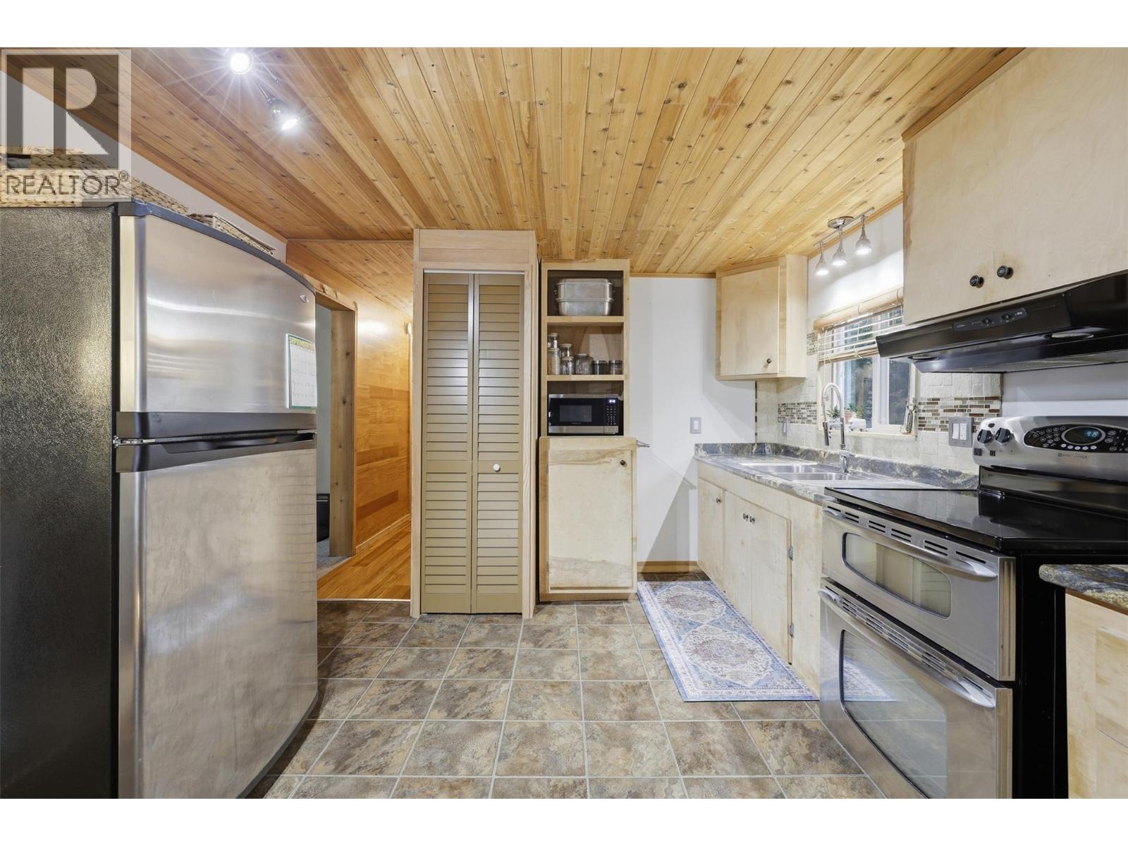 2401 Ord Road Unit# 105, Kamloops, British Columbia  V2B 7V8 - Photo 5 - 10401627