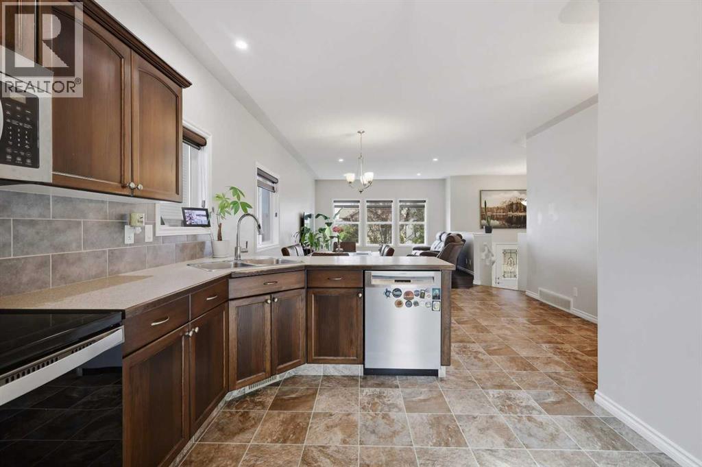 19 Regatta Way
