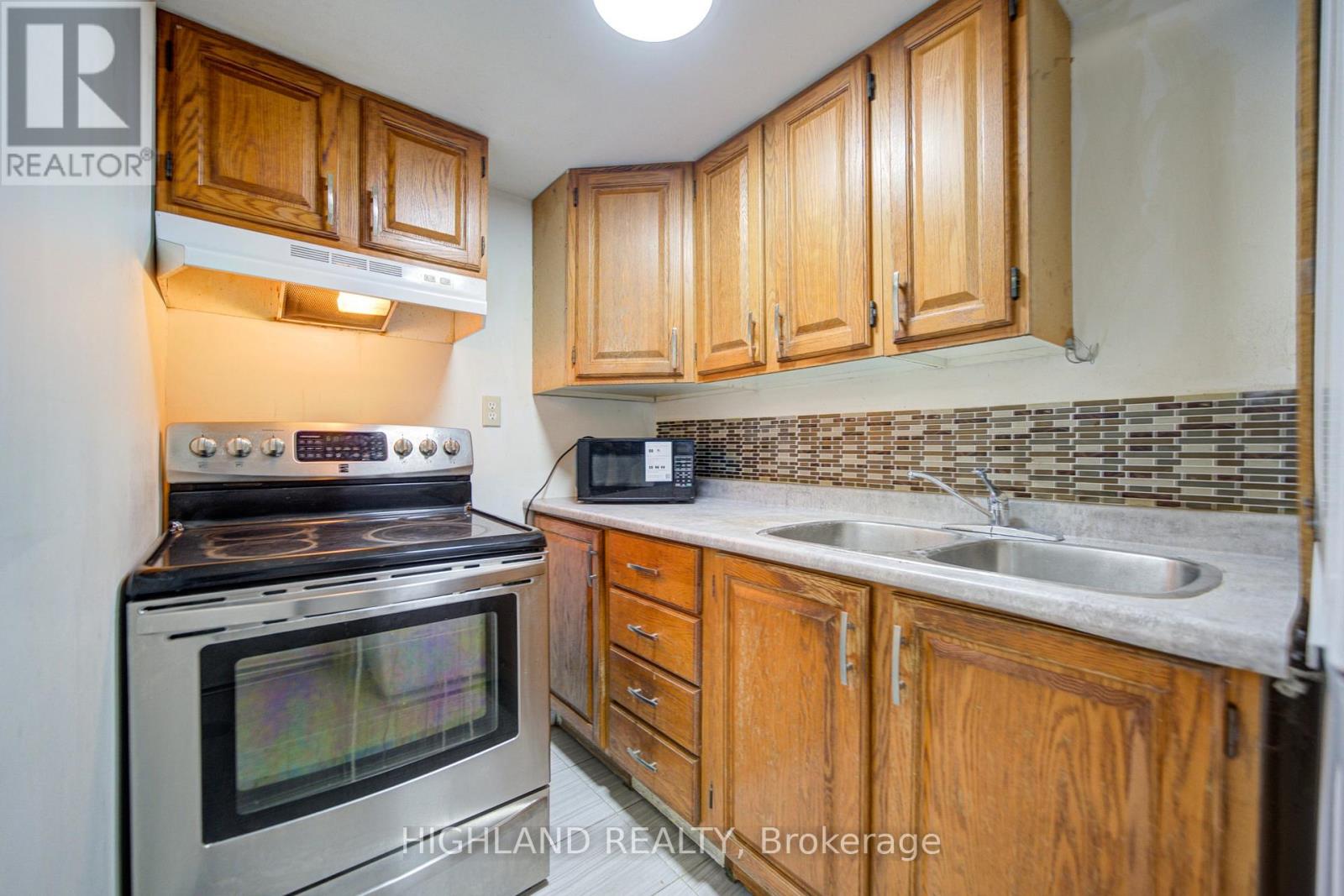Basement - 5327 Landsborough Avenue, Mississauga, Ontario  L5R 3X1 - Photo 20 - W13832552