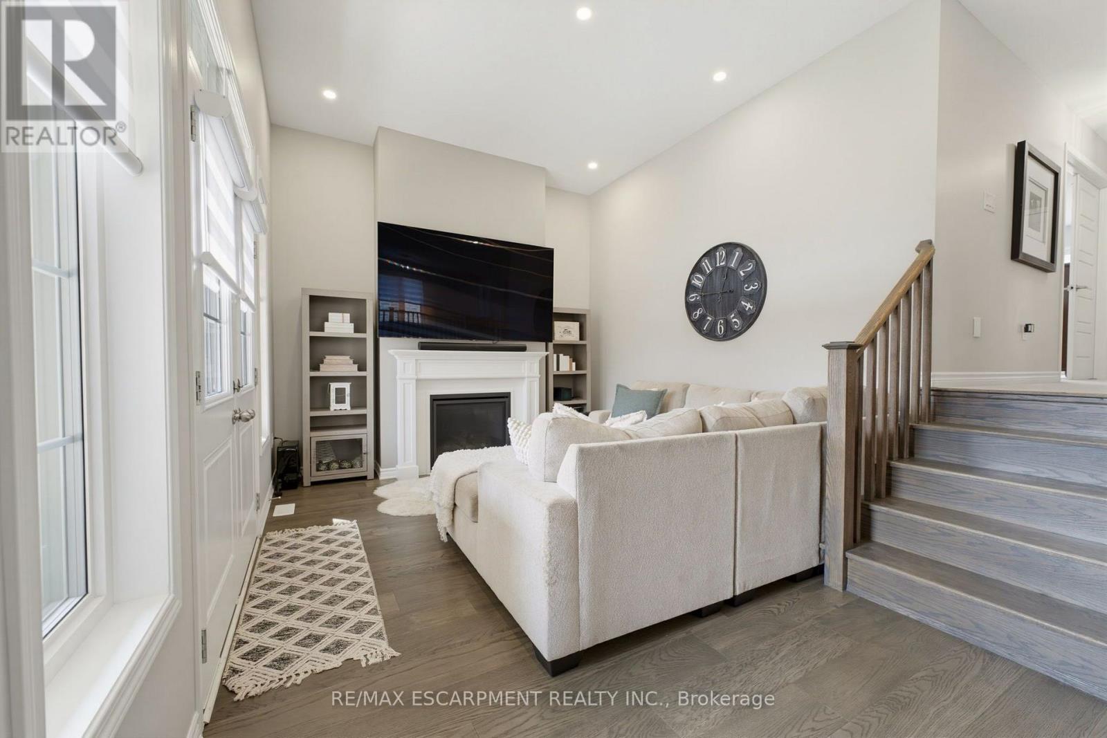 624 Boyd Lane, Milton, Ontario  L9E 1W6 - Photo 21 - W13854086