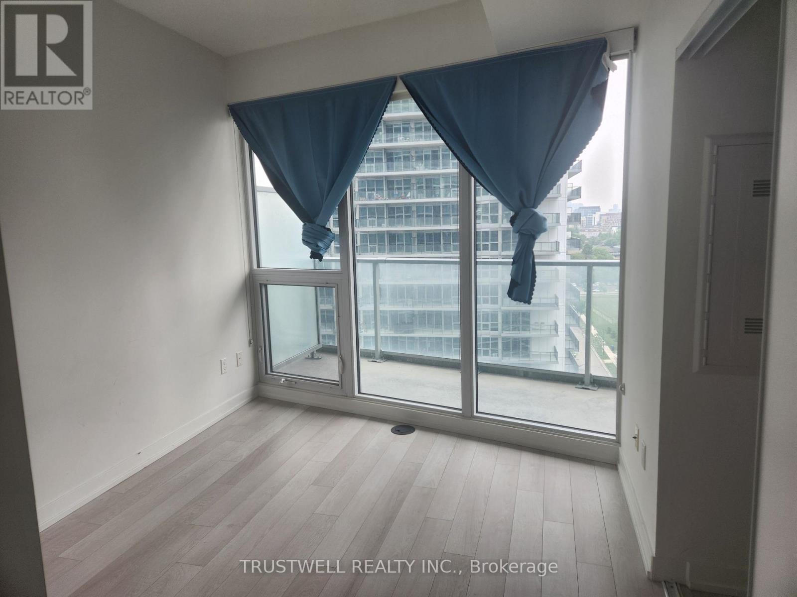 1803 - 115 Mcmahon Drive, Toronto, Ontario  M2K 0E3 - Photo 5 - C13857810