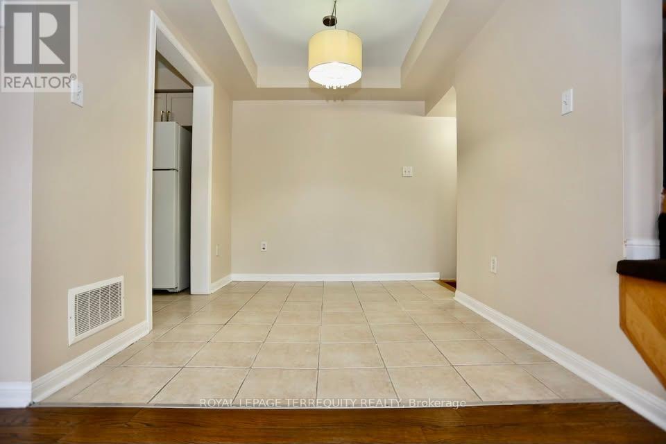 8834 Sheppard Avenue E, Toronto, Ontario  M1B 6J4 - Photo 11 - E13857804