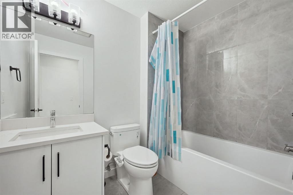 118 Saddlelake Manor NE