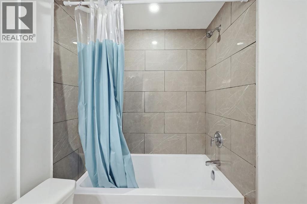 118 Saddlelake Manor NE